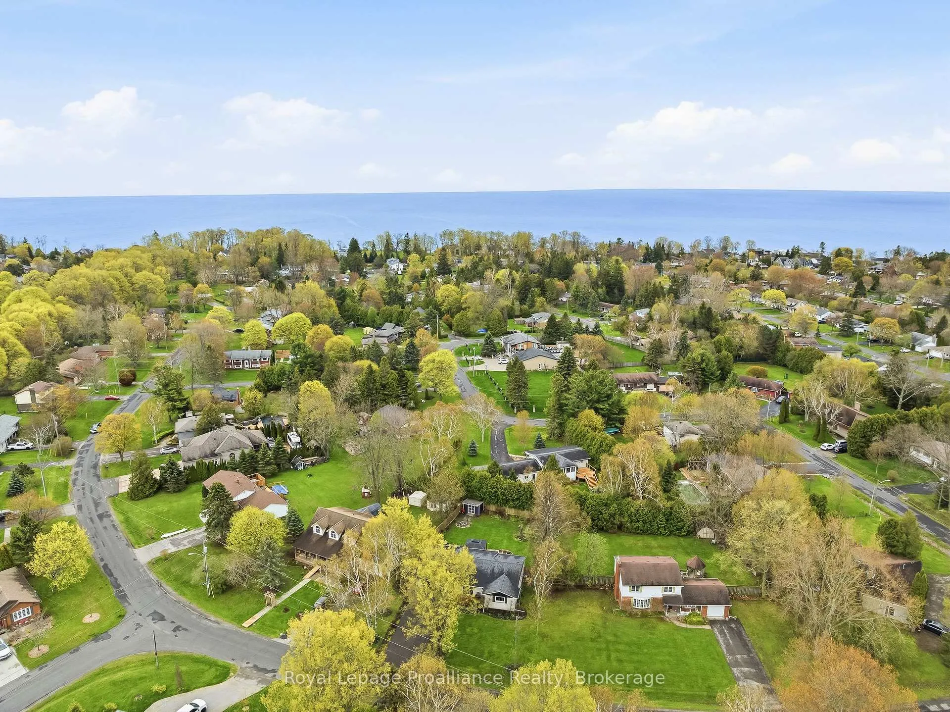 Photo 50 of 35 Hamilton Avenue, Cobourg — HOMEH