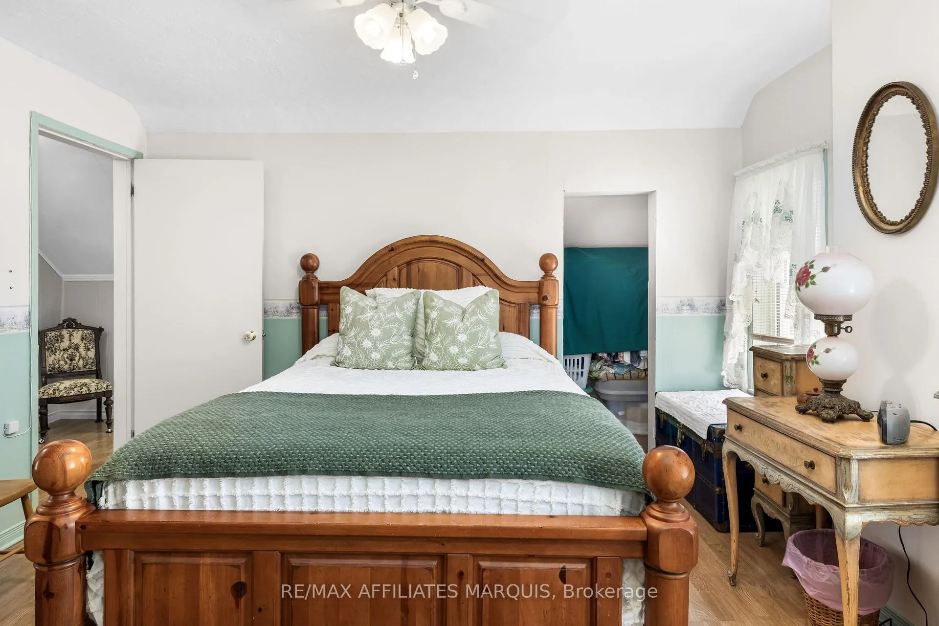 Photo 24 of 4 Park Avenue, Smiths Falls — HOMEH