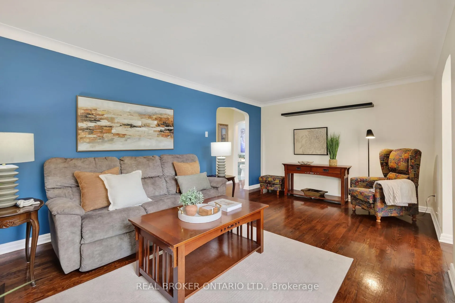 Photo 4 of 1572 Dorion Avenue, Ottawa, Riverview Park — HOMEH