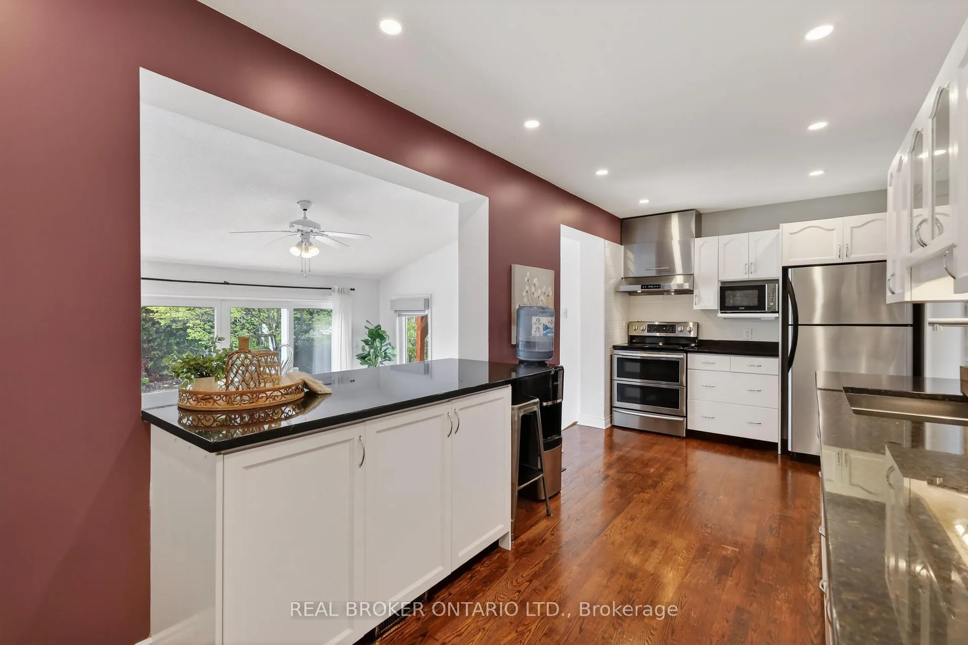 Photo 7 of 1572 Dorion Avenue, Ottawa, Riverview Park — HOMEH