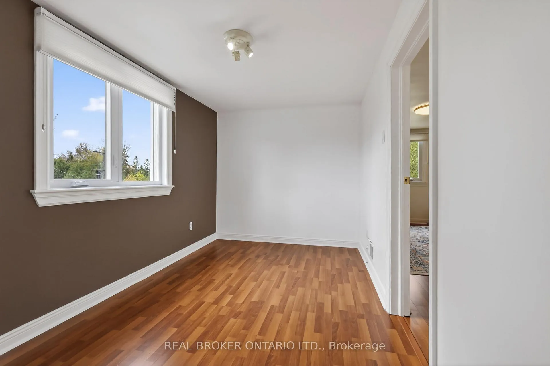 Photo 18 of 1572 Dorion Avenue, Ottawa, Riverview Park — HOMEH