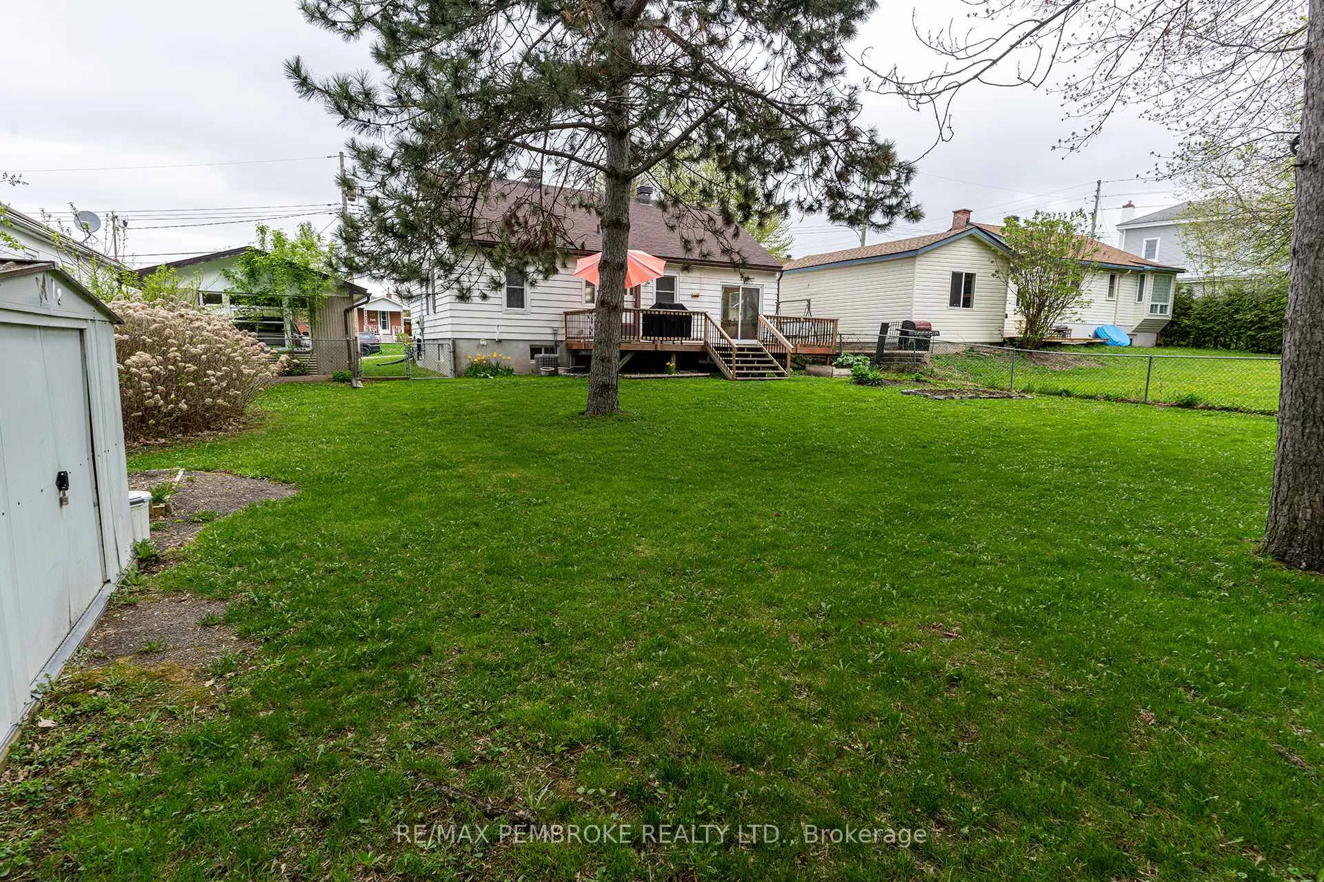 Photo 6 of 144 Morris Street, Pembroke — HOMEH