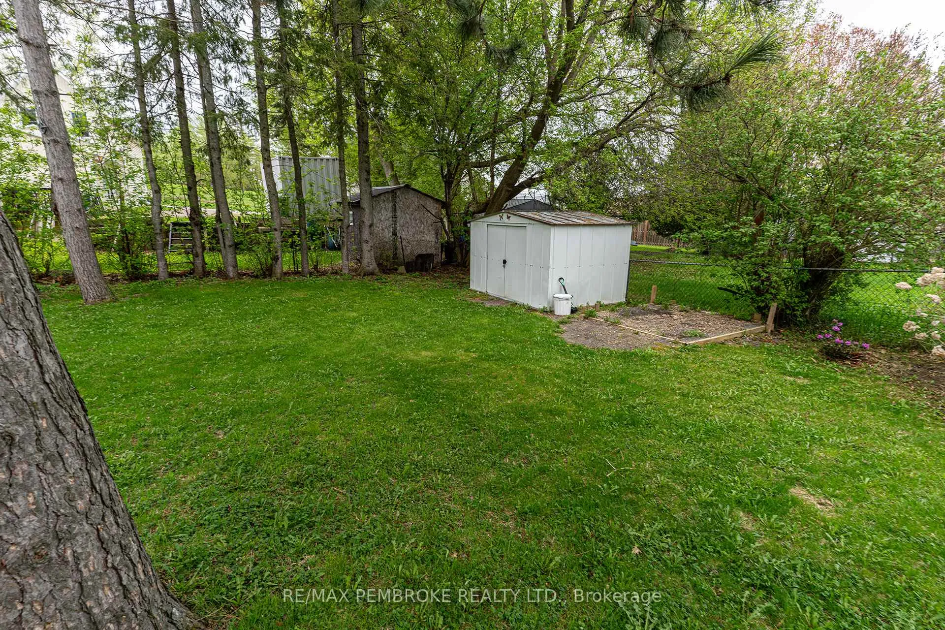 Photo 7 of 144 Morris Street, Pembroke — HOMEH