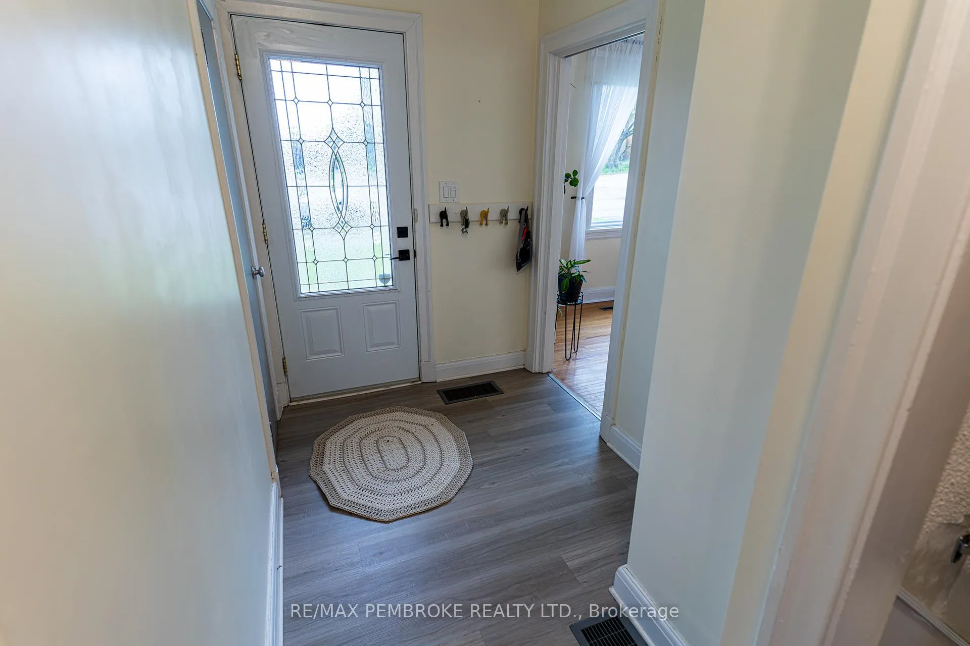 Photo 9 of 144 Morris Street, Pembroke — HOMEH