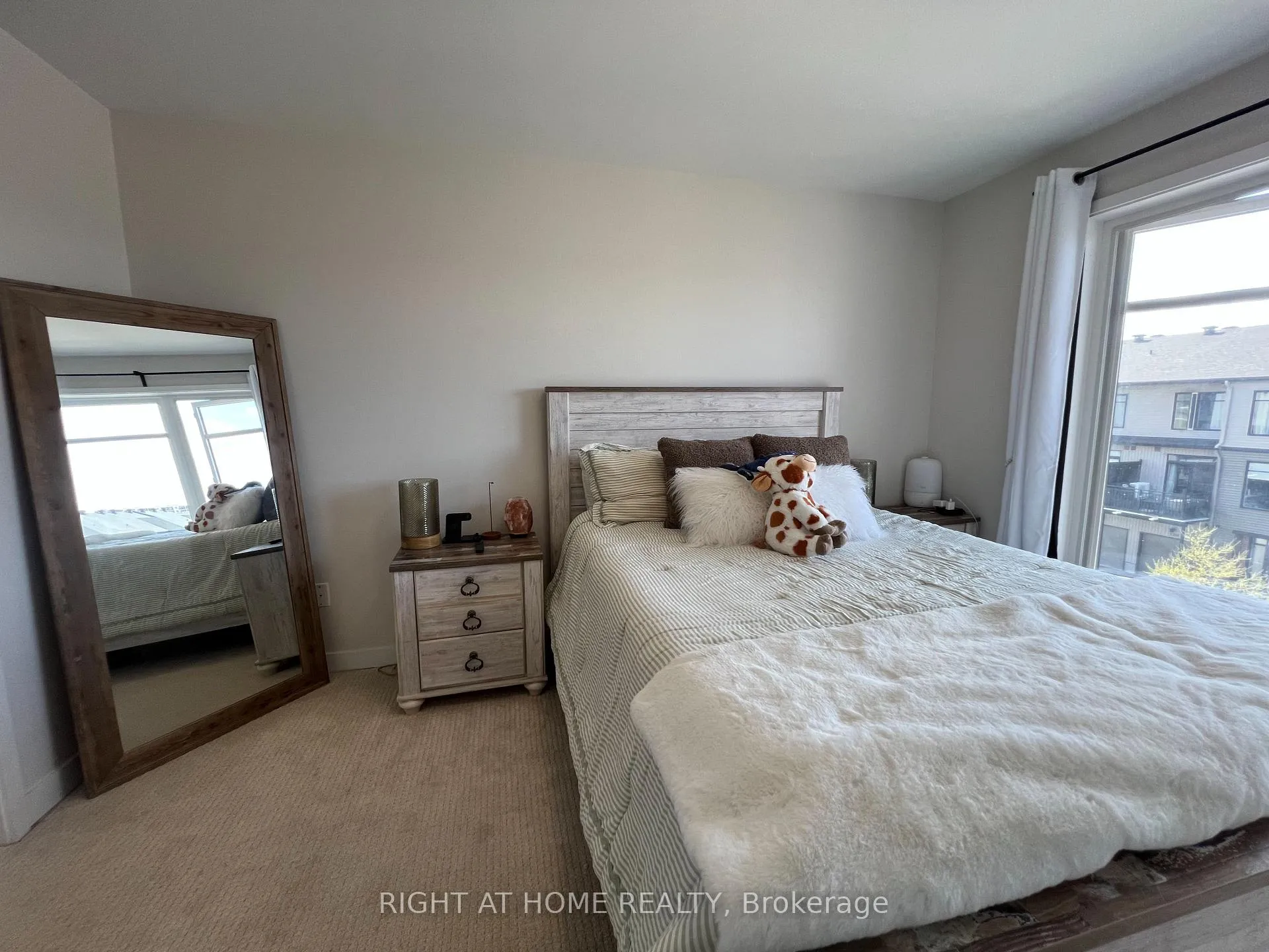 Photo 13 of 102 Visor Pvt, Ottawa, Kanata - Emerald Meadows/Trailwest — HOMEH