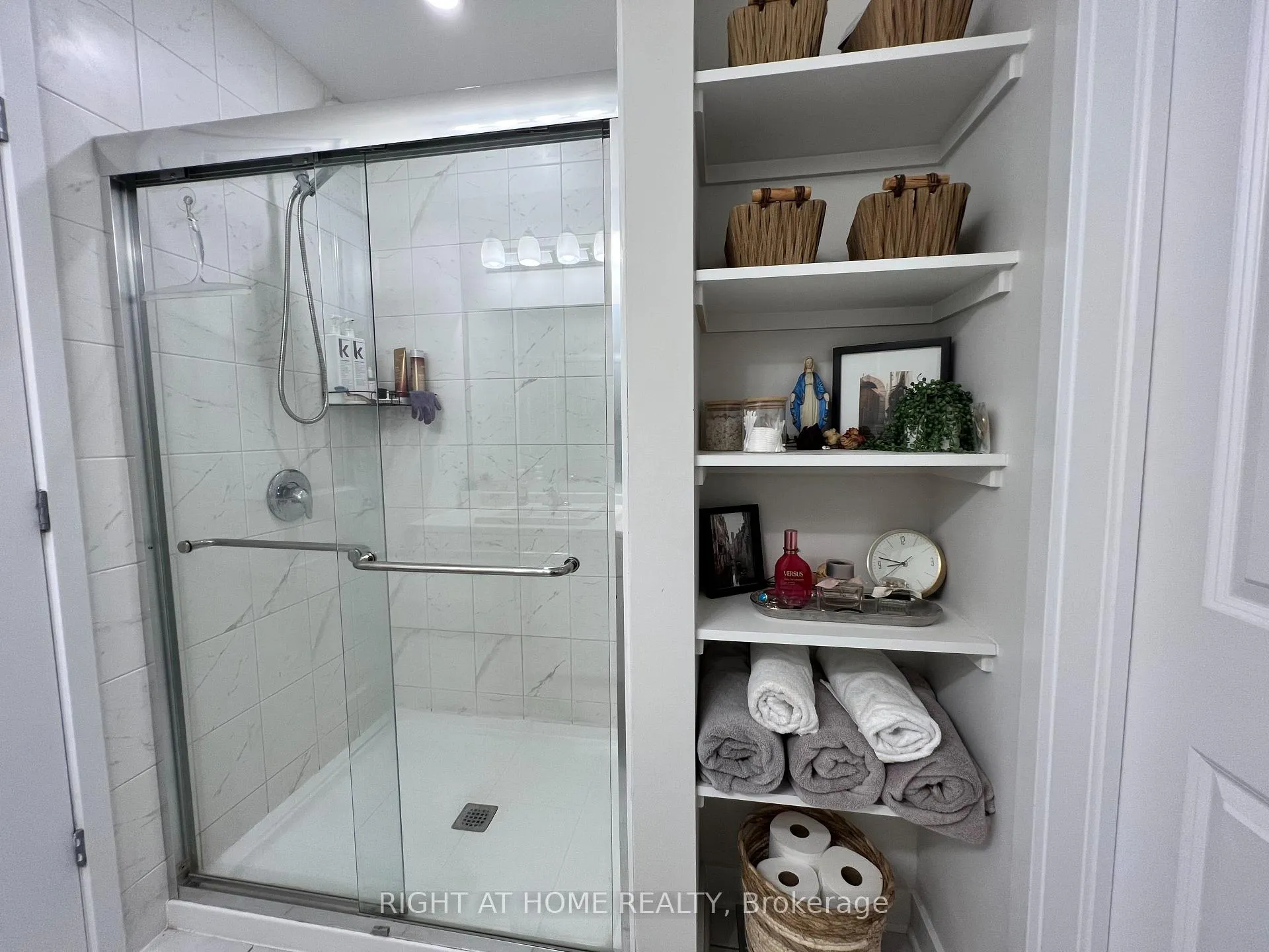 Photo 15 of 102 Visor Pvt, Ottawa, Kanata - Emerald Meadows/Trailwest — HOMEH