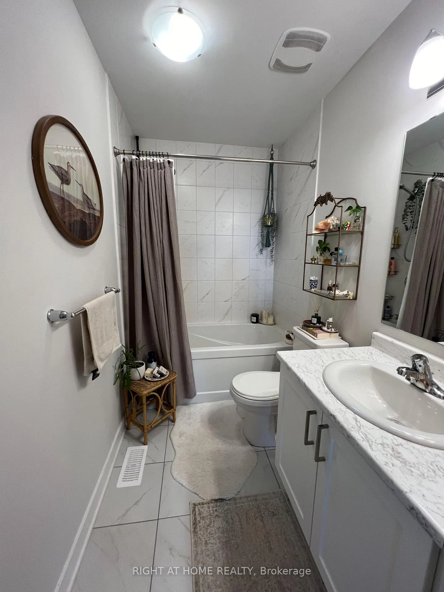 Photo 18 of 102 Visor Pvt, Ottawa, Kanata - Emerald Meadows/Trailwest — HOMEH