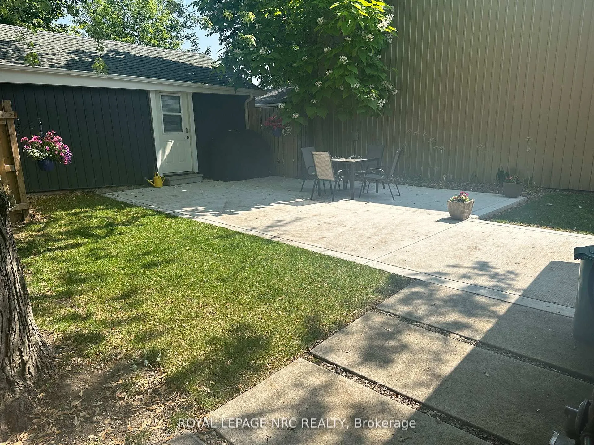 Photo 35 of 10 Thorold Road, Welland, N. Welland — HOMEH