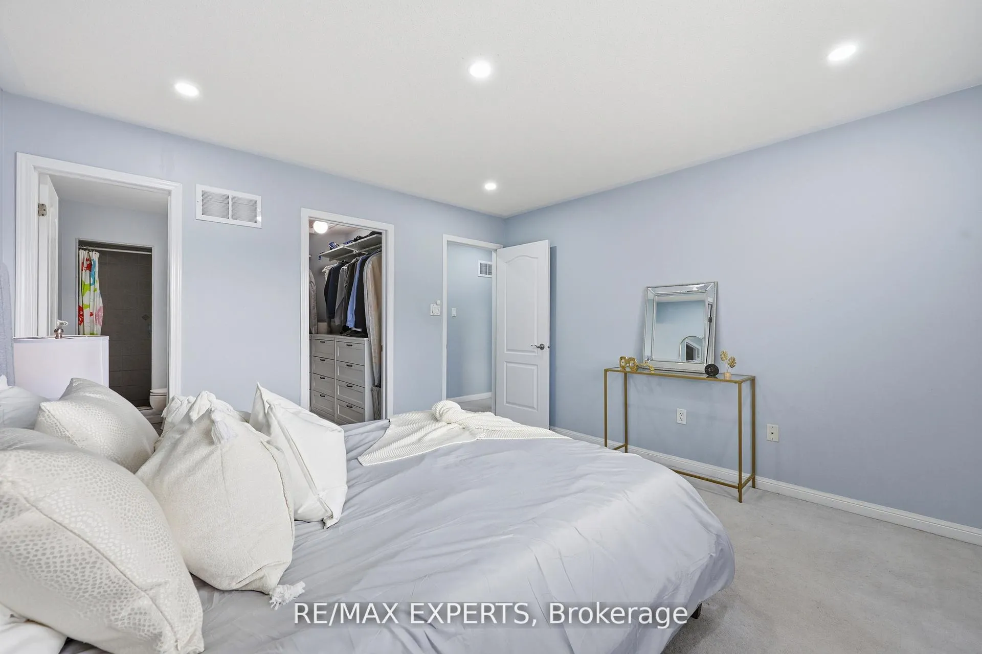 Photo 13 of 926 Thompson Road S, Milton, Coates — HOMEH