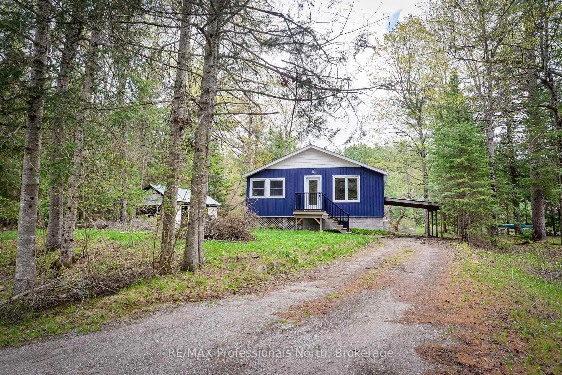 Photo 1 of 1011 Harmony Lane Private, Bracebridge, Macaulay — HOMEH