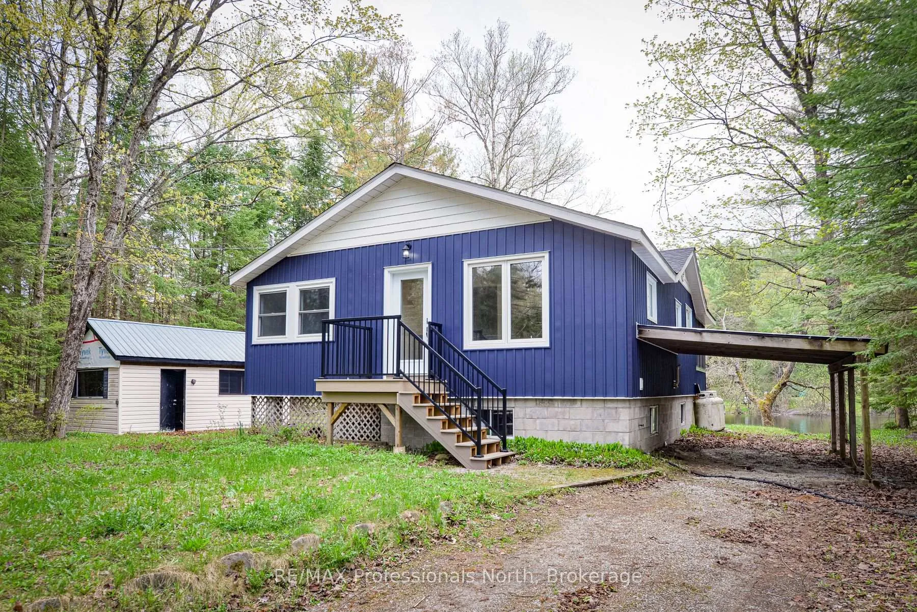 Photo 5 of 1011 Harmony Lane Private, Bracebridge, Macaulay — HOMEH