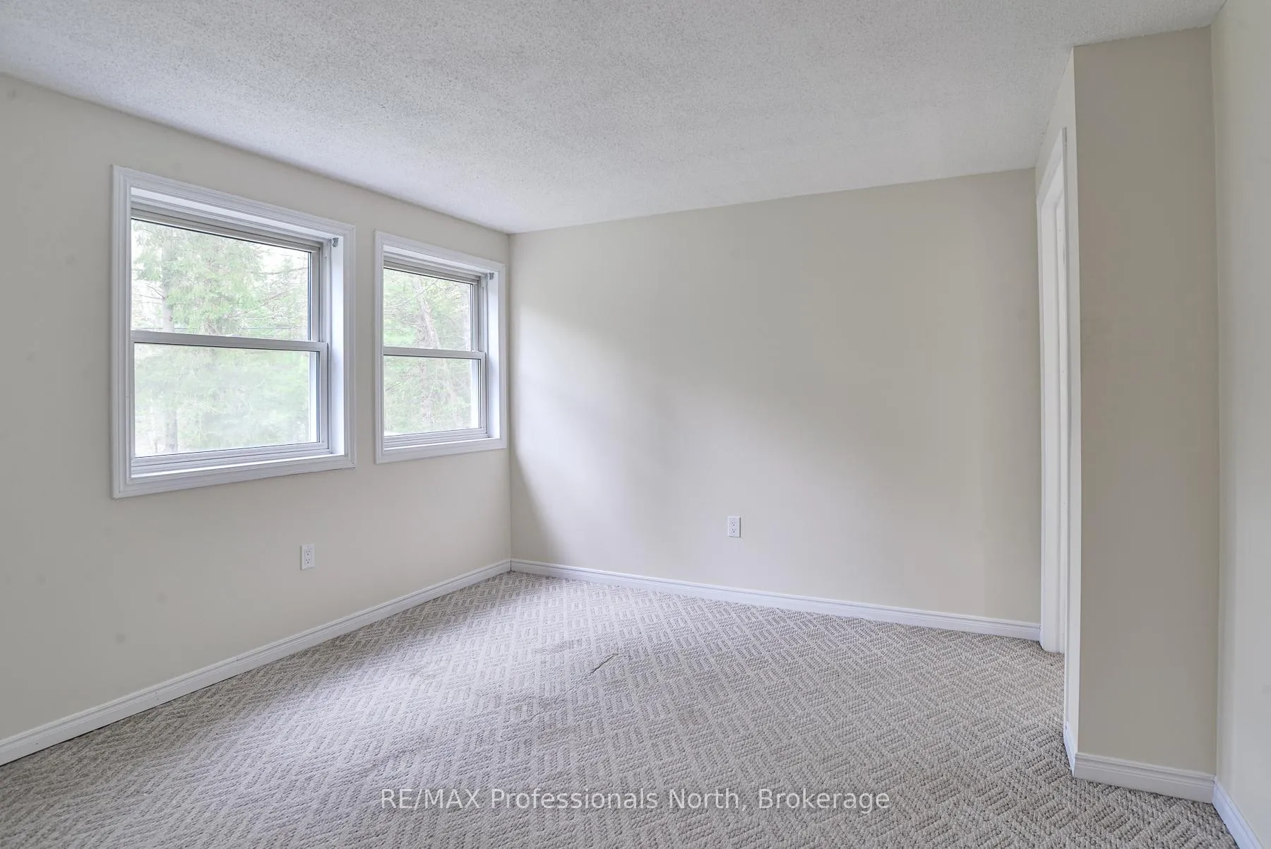 Photo 10 of 1011 Harmony Lane Private, Bracebridge, Macaulay — HOMEH