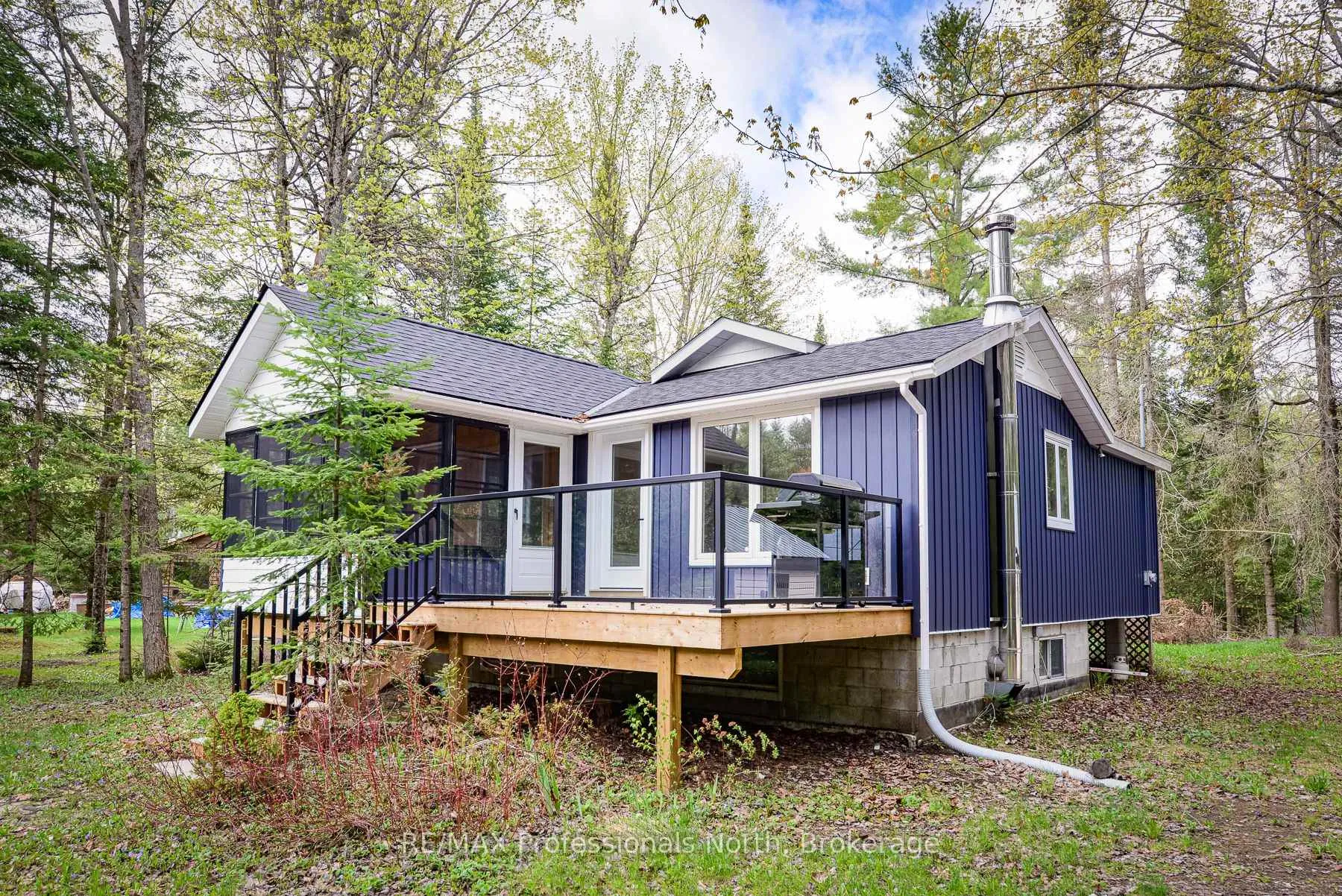 Photo 19 of 1011 Harmony Lane Private, Bracebridge, Macaulay — HOMEH