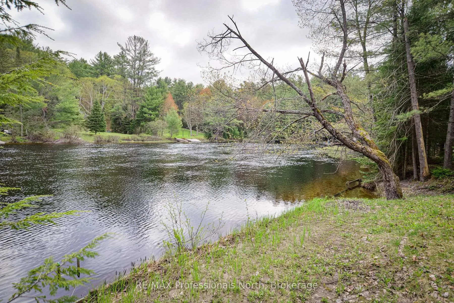 Photo 20 of 1011 Harmony Lane Private, Bracebridge, Macaulay — HOMEH