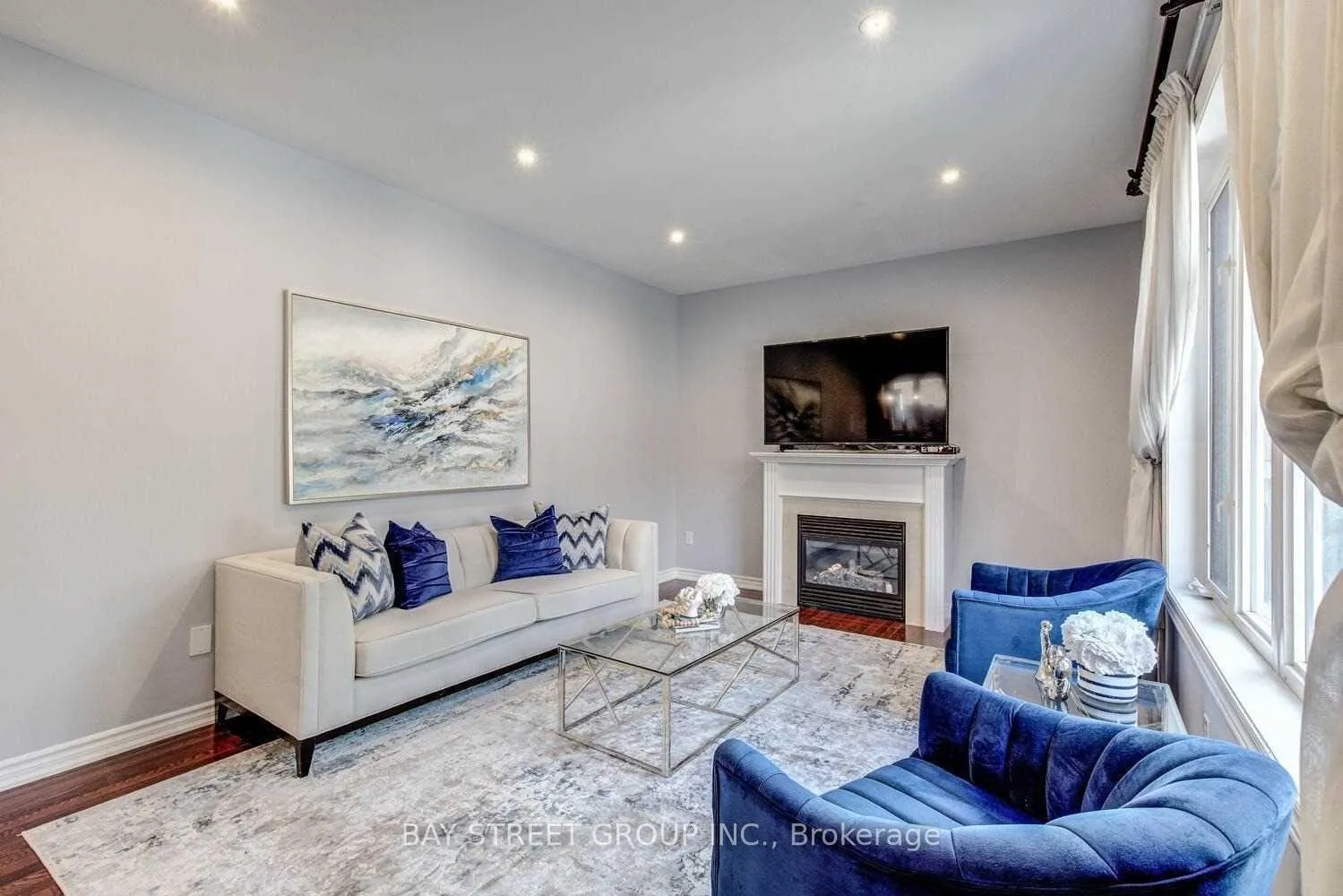 Photo 14 of Unit Upper, 134 Ascalon Drive, Vaughan, Maple — HOMEH