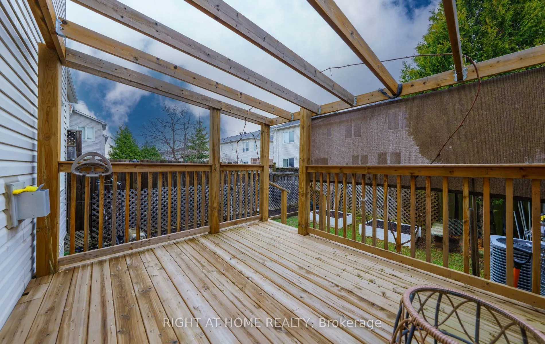 Photo 20 of 21 Marshview Avenue, Aurora, Bayview Northeast — HOMEH