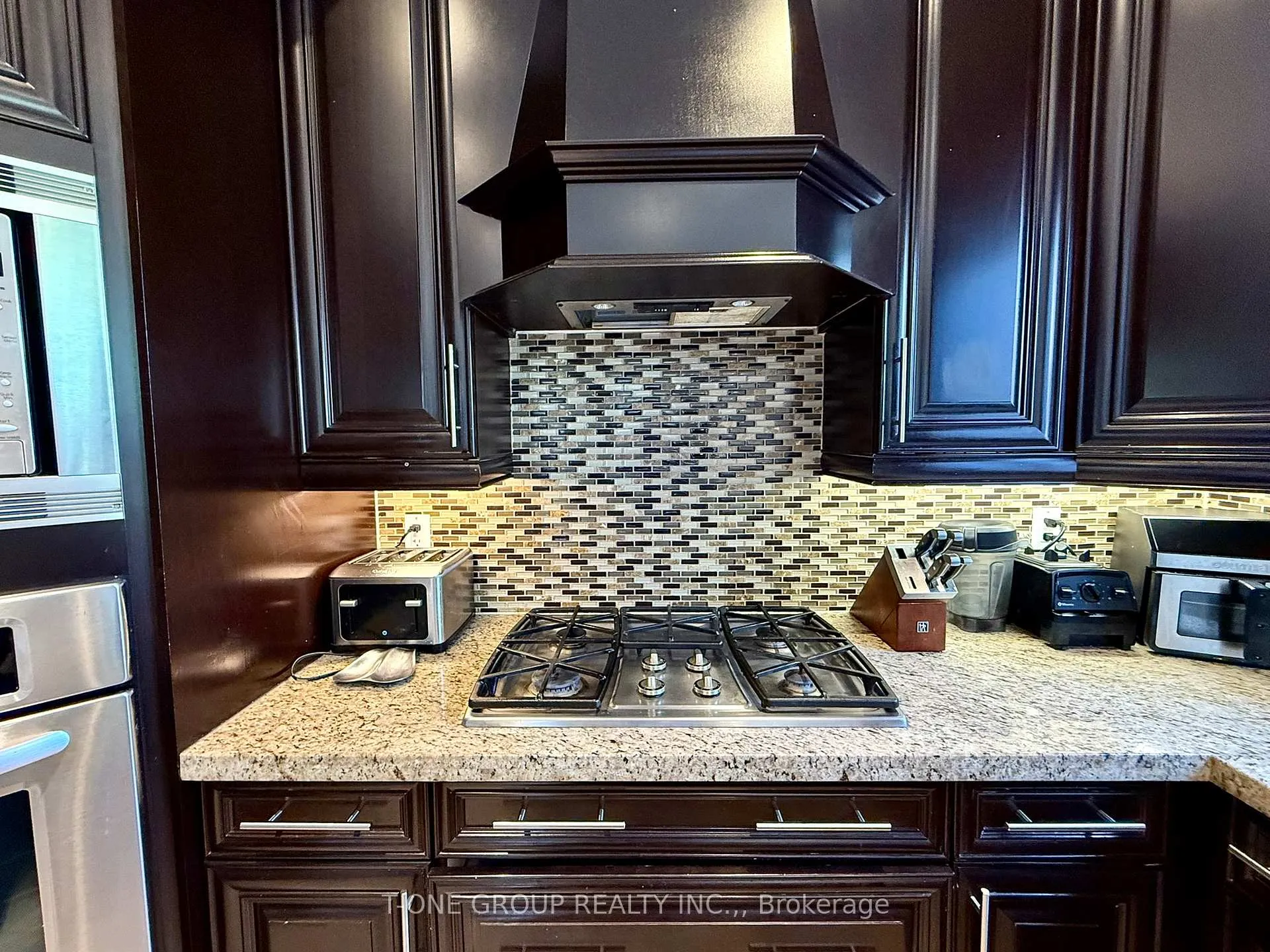 Photo 7 of 92 Grandview Avenue, Markham, Grandview — HOMEH