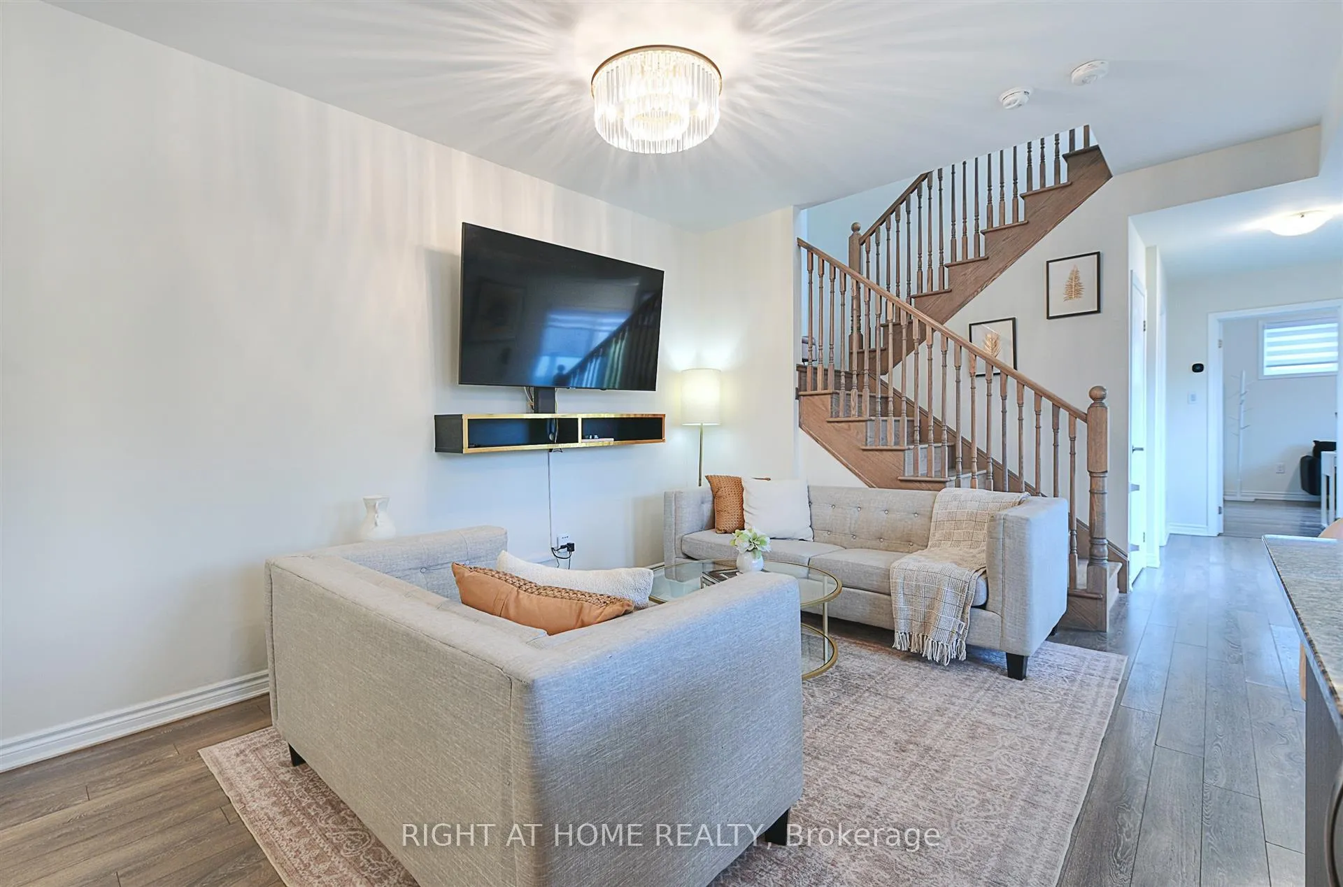 Photo 8 of Unit 403, 1148 Dragonfly Avenue, Pickering, Rural Pickering — HOMEH