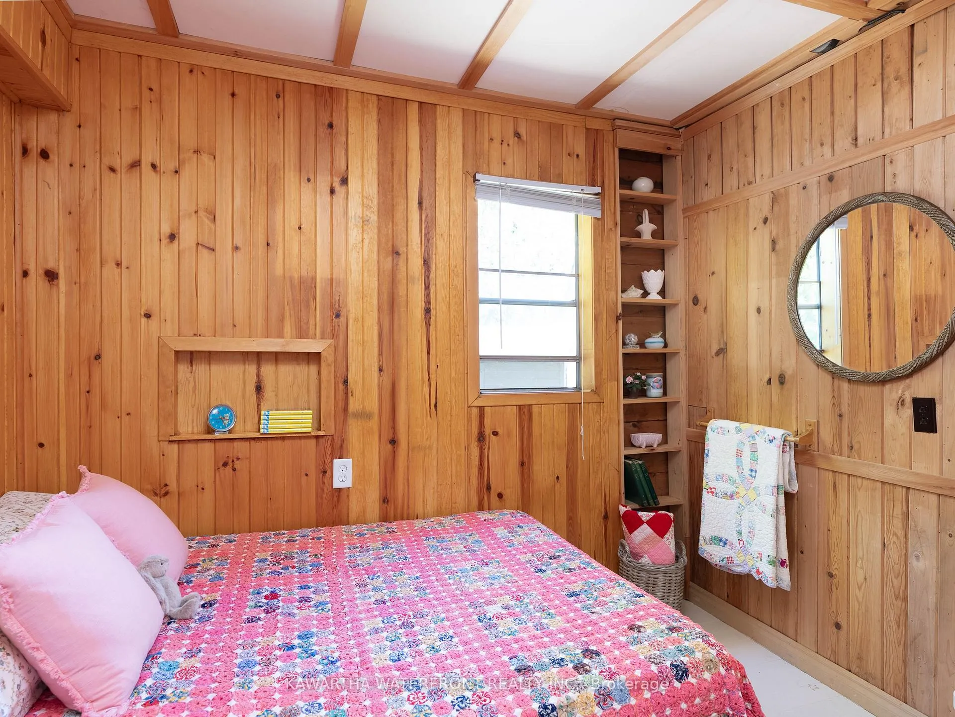 Photo 19 of 103 Shadow Lake 2 Road, Kawartha Lakes, Laxton/Digby/Longford — HOMEH