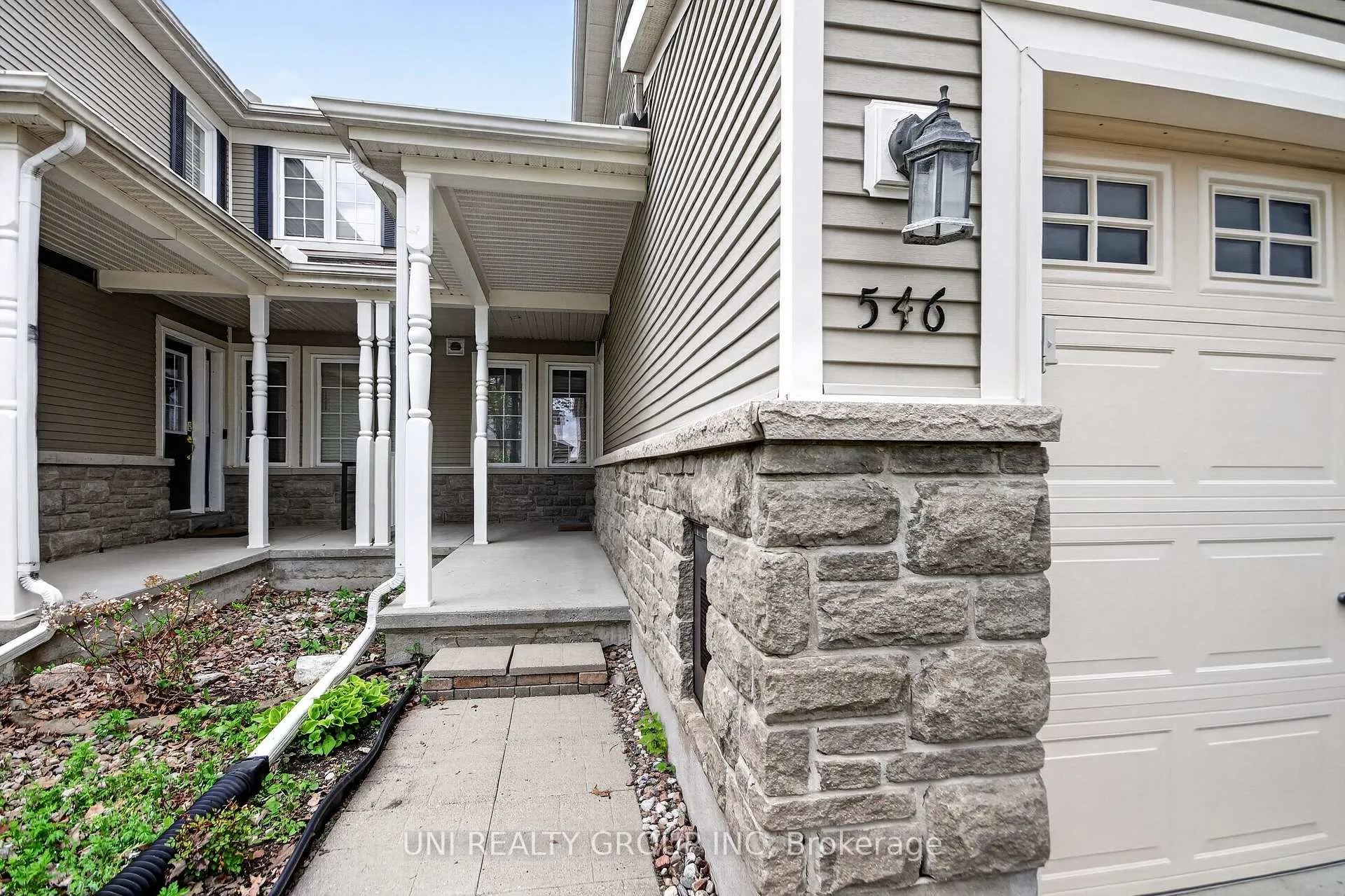 Photo 2 of 546 Ashbourne Crescent, Ottawa, Barrhaven - Stonebridge — HOMEH