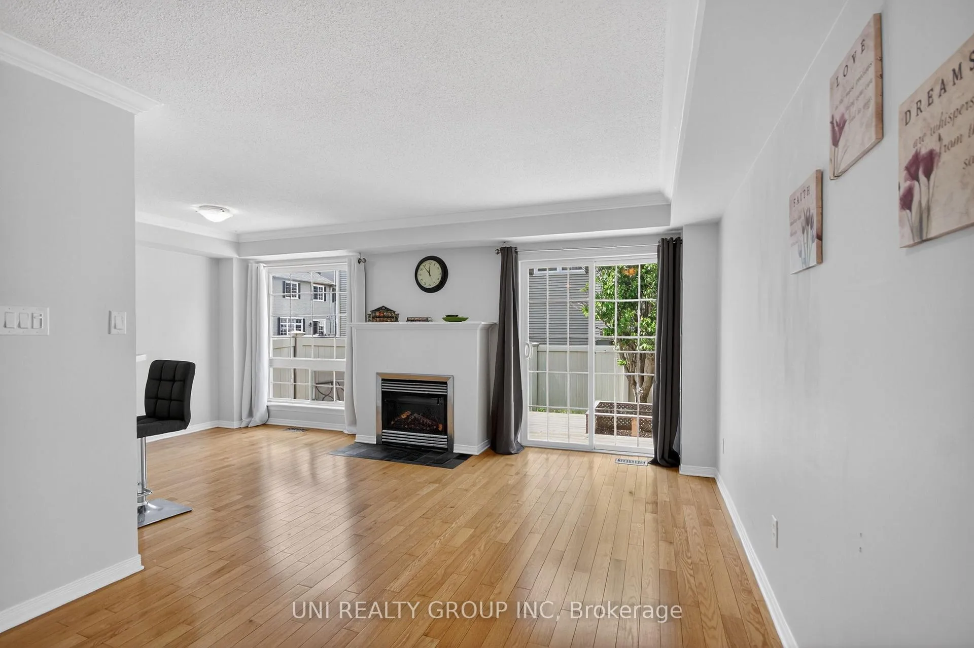 Photo 7 of 546 Ashbourne Crescent, Ottawa, Barrhaven - Stonebridge — HOMEH