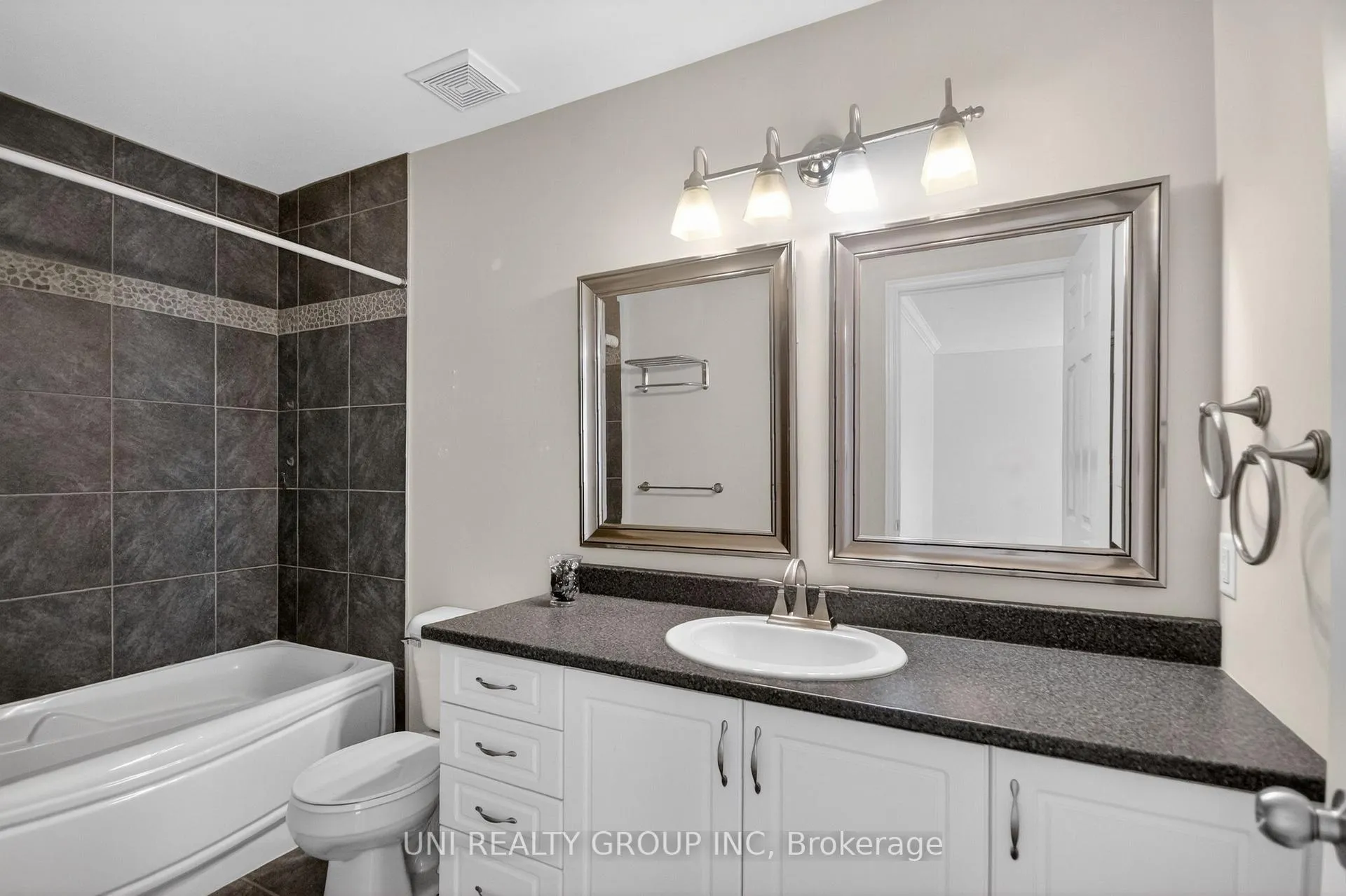 Photo 25 of 546 Ashbourne Crescent, Ottawa, Barrhaven - Stonebridge — HOMEH