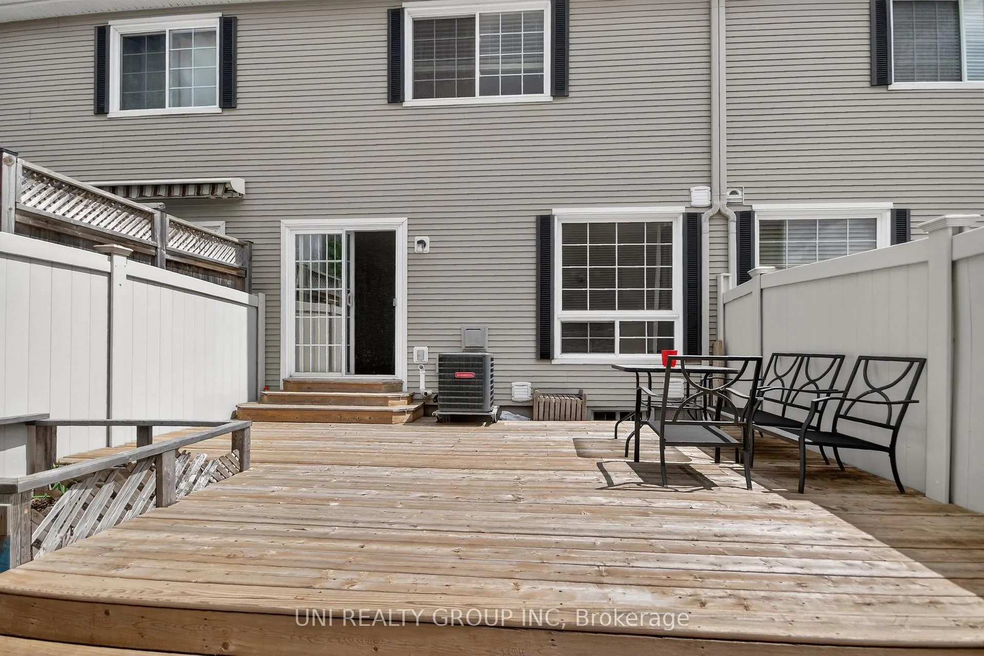 Photo 38 of 546 Ashbourne Crescent, Ottawa, Barrhaven - Stonebridge — HOMEH