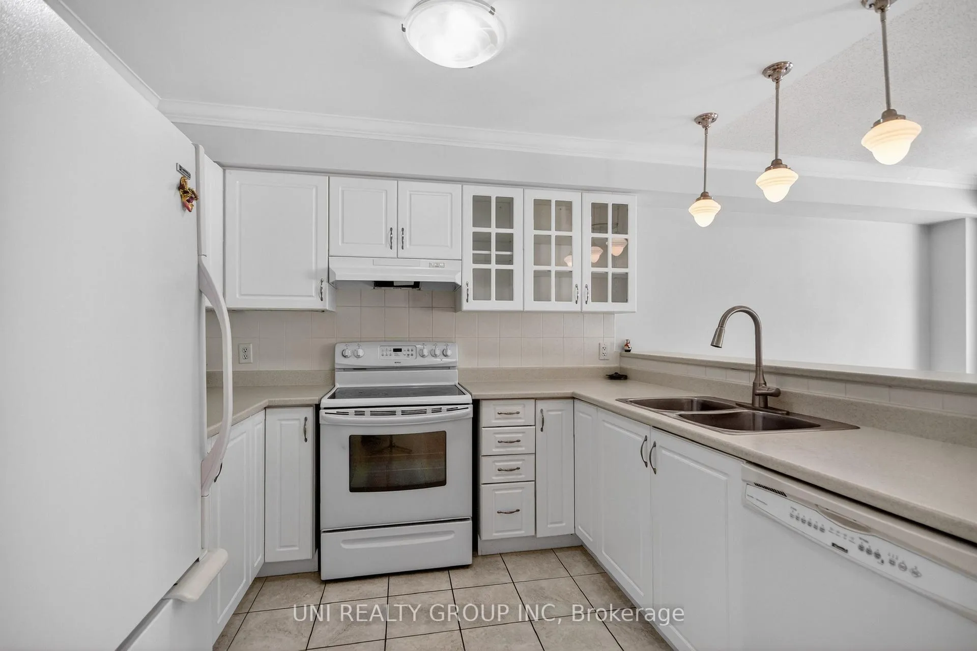 Photo 16 of 546 Ashbourne Crescent, Ottawa, Barrhaven - Stonebridge — HOMEH