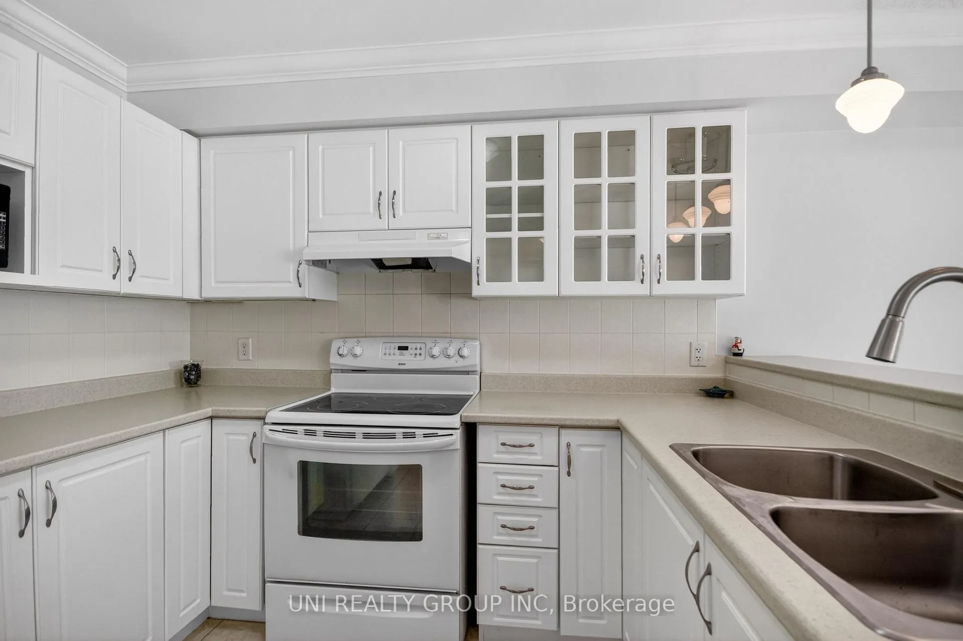 Photo 17 of 546 Ashbourne Crescent, Ottawa, Barrhaven - Stonebridge — HOMEH