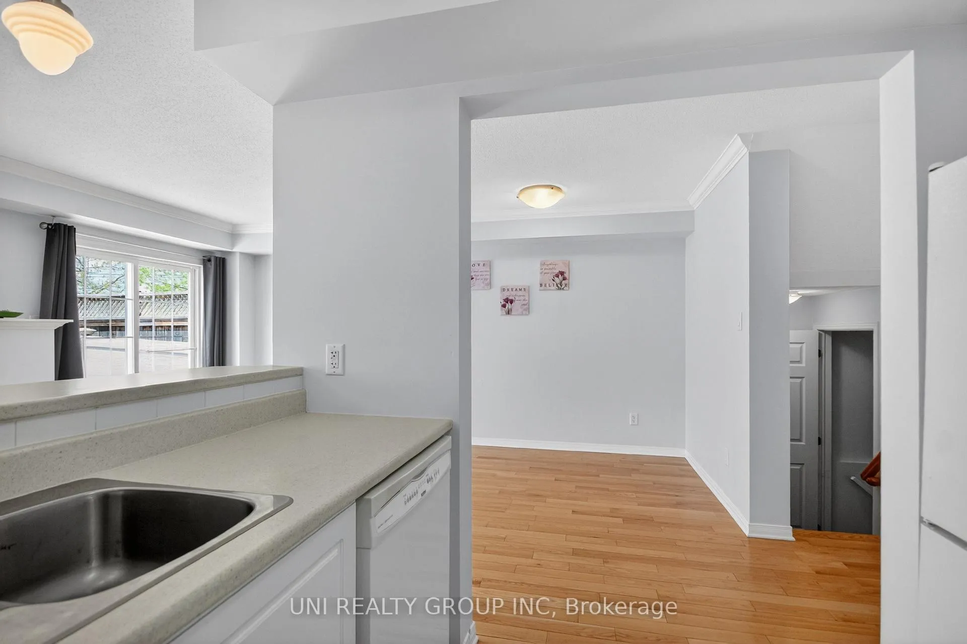 Photo 19 of 546 Ashbourne Crescent, Ottawa, Barrhaven - Stonebridge — HOMEH
