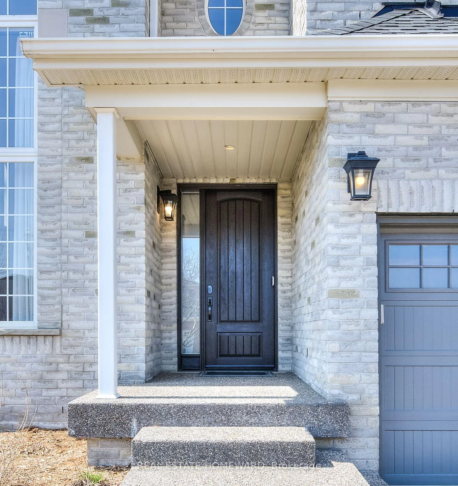 Photo 2 of 225 Ridgemere Court, Kitchener, Doon South — HOMEH
