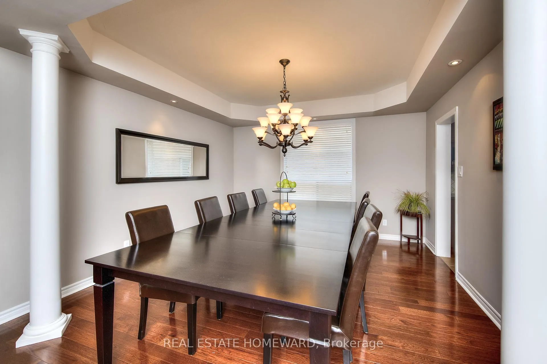 Photo 5 of 225 Ridgemere Court, Kitchener, Doon South — HOMEH