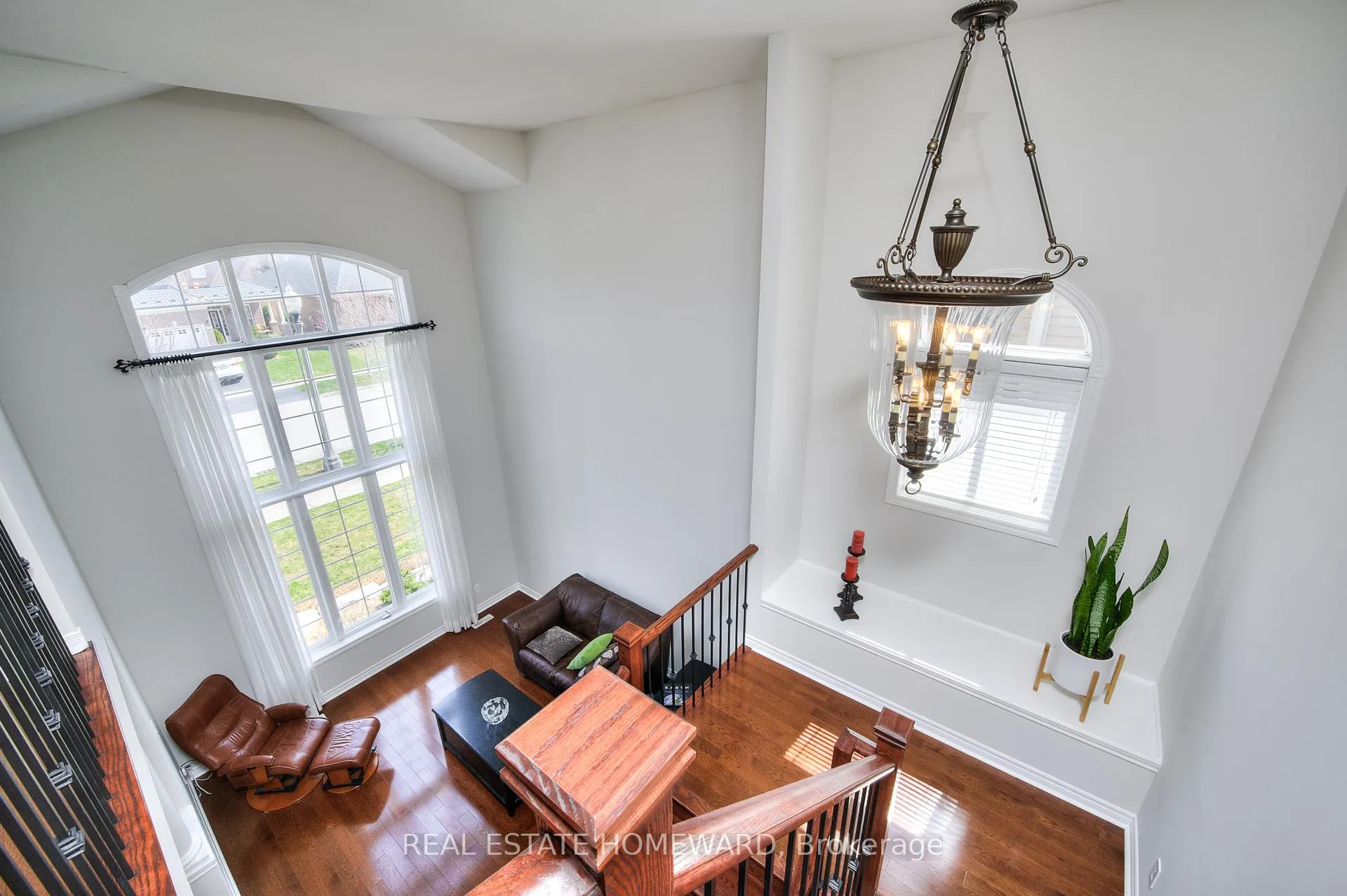 Photo 14 of 225 Ridgemere Court, Kitchener, Doon South — HOMEH