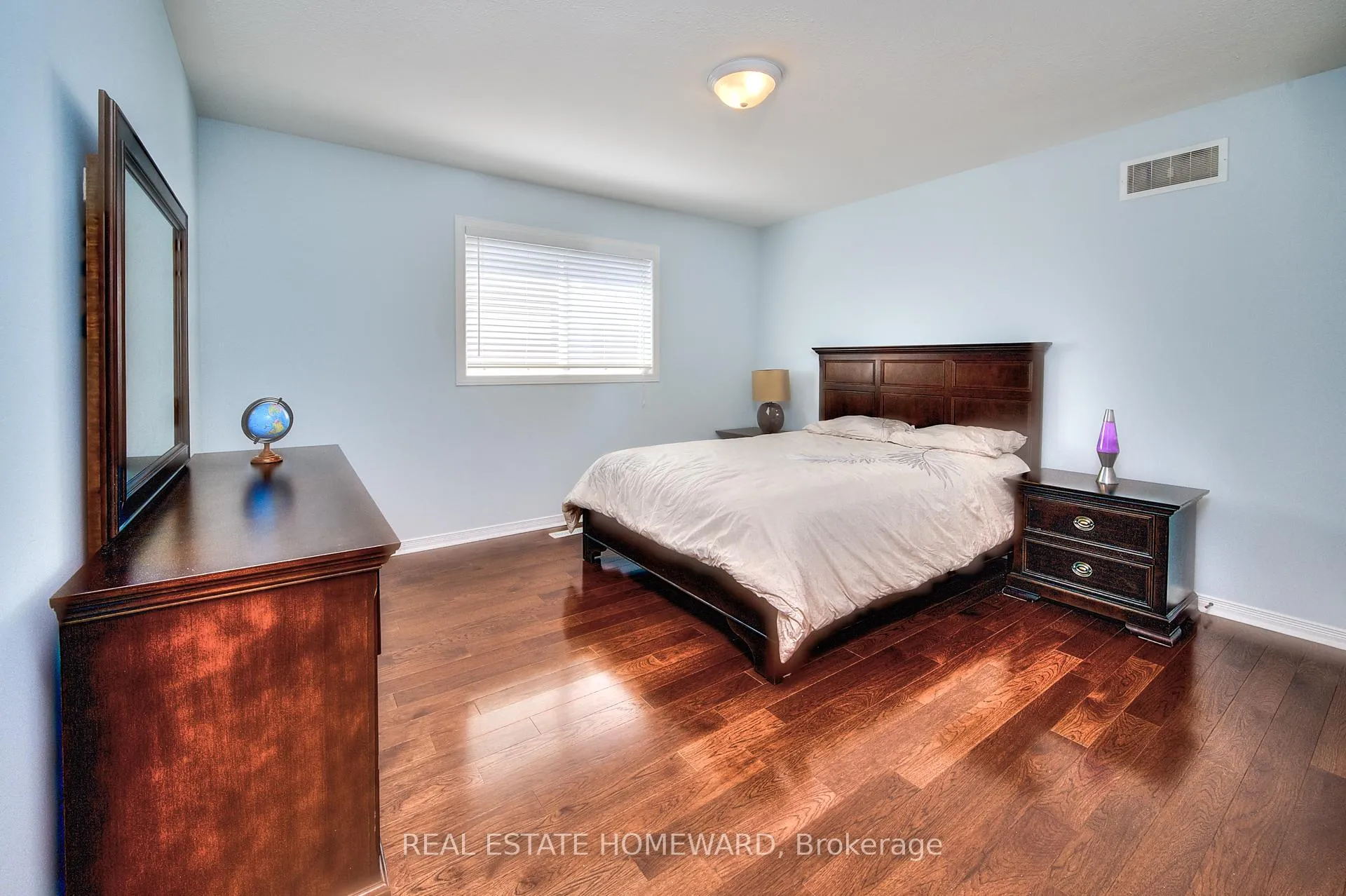 Photo 20 of 225 Ridgemere Court, Kitchener, Doon South — HOMEH