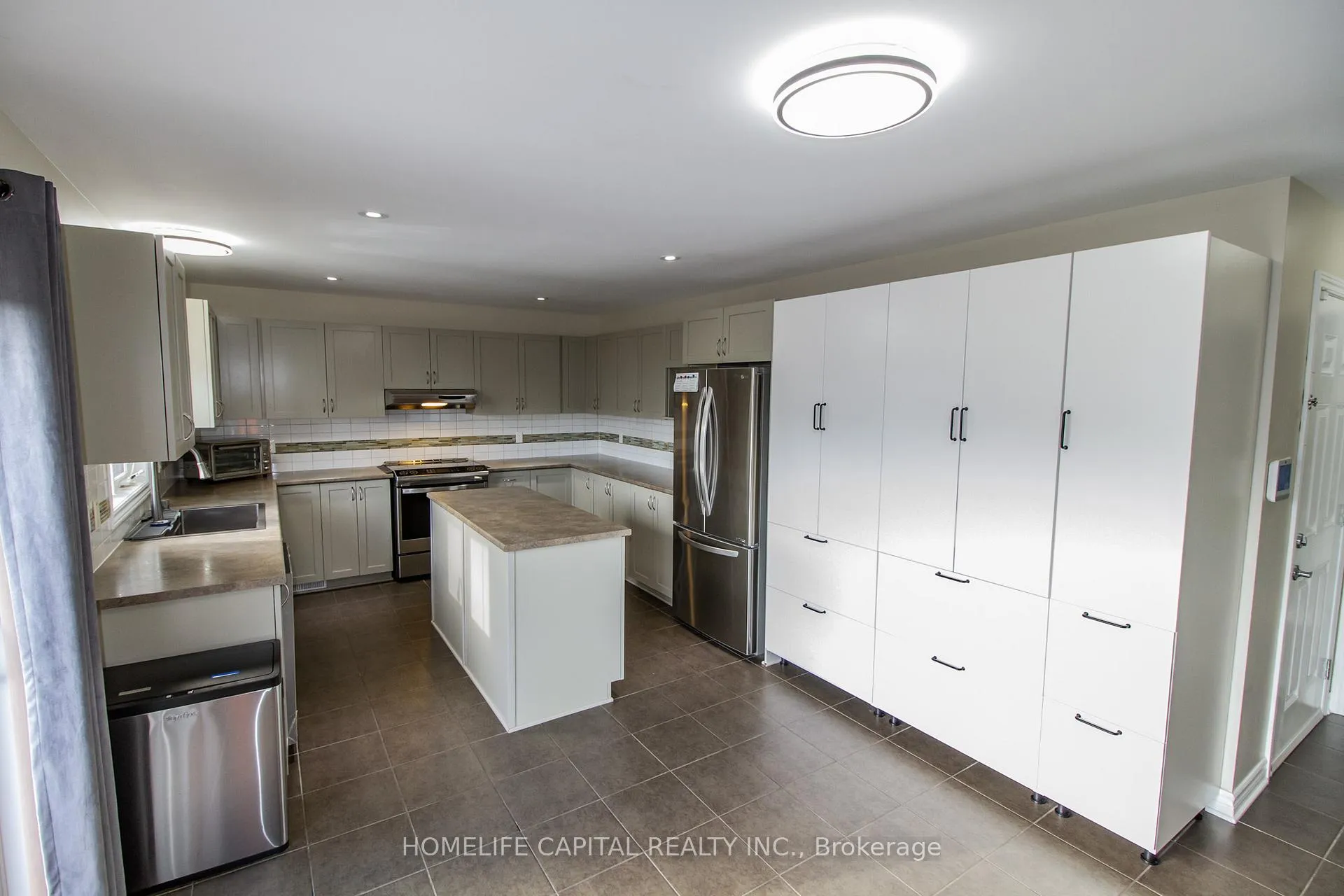Photo 9 of 107 Vallier Way, Ottawa, Avalon East — HOMEH