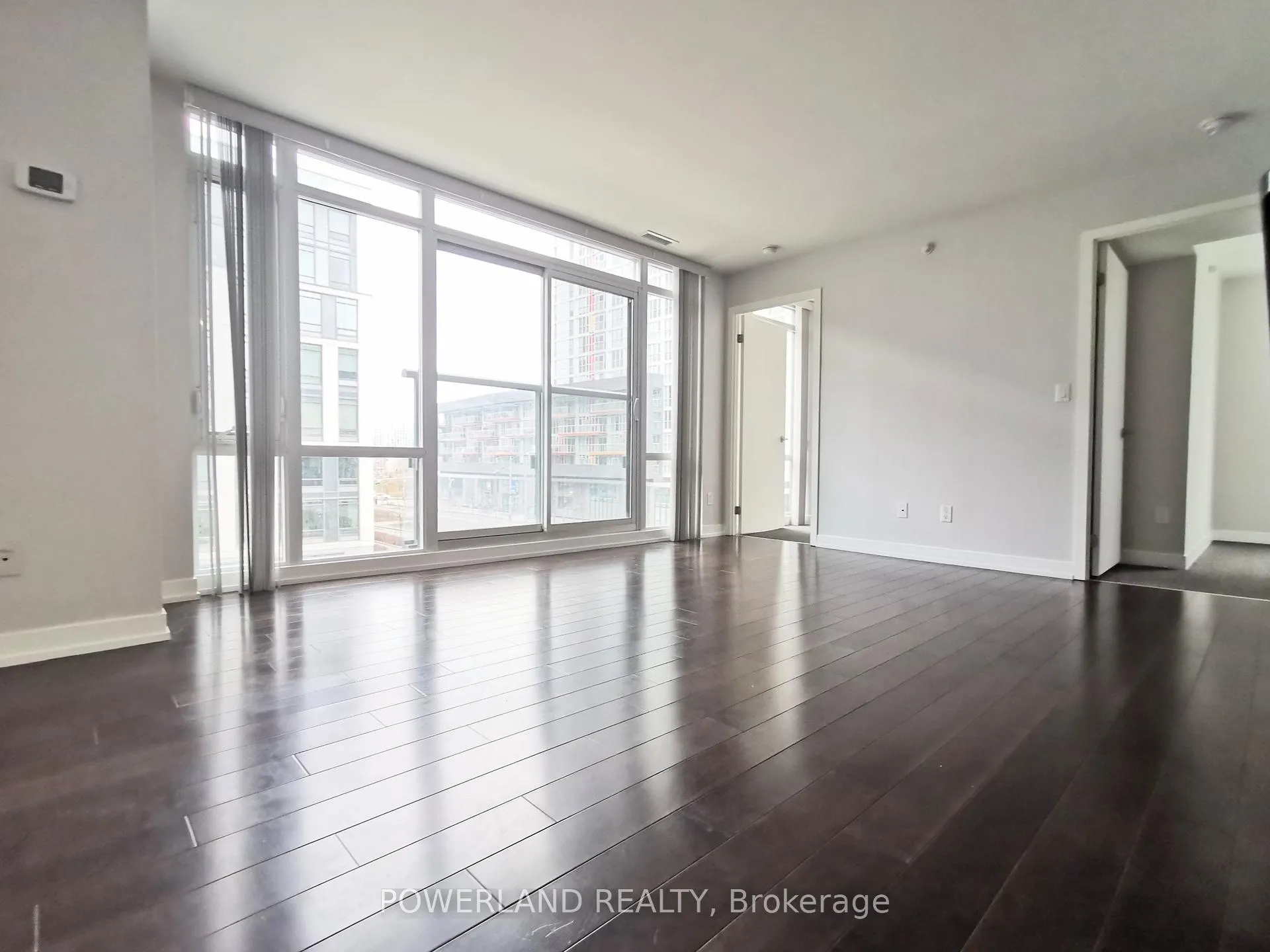 Photo 5 of Unit 309, 170 Fort York Boulevard, Toronto, Waterfront Communities — HOMEH