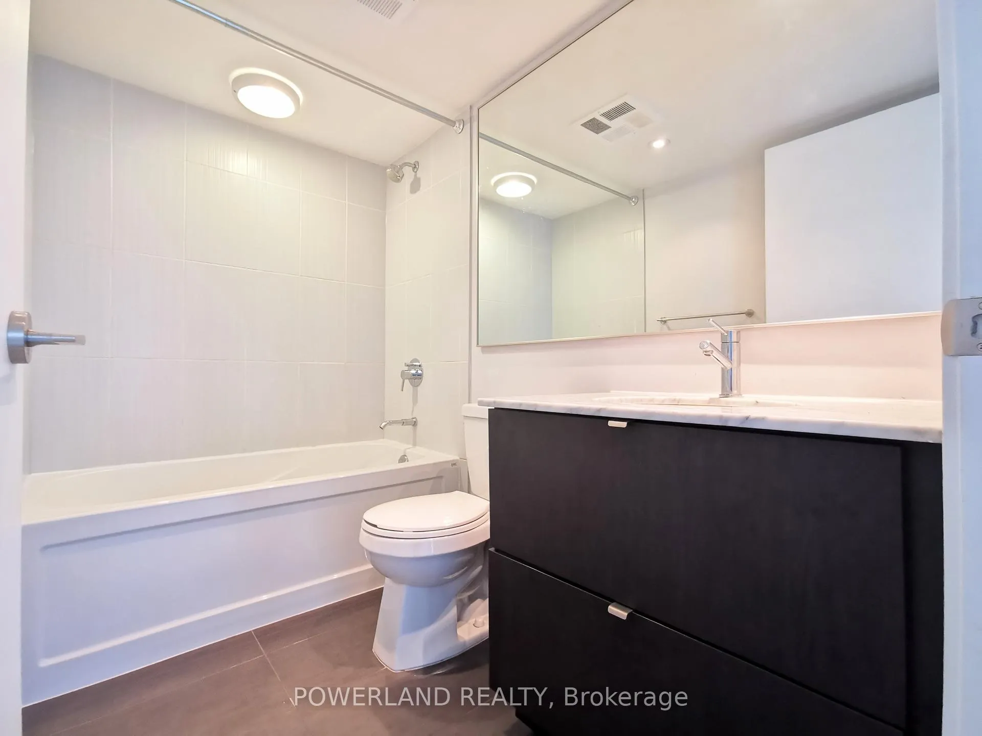 Photo 12 of Unit 309, 170 Fort York Boulevard, Toronto, Waterfront Communities — HOMEH