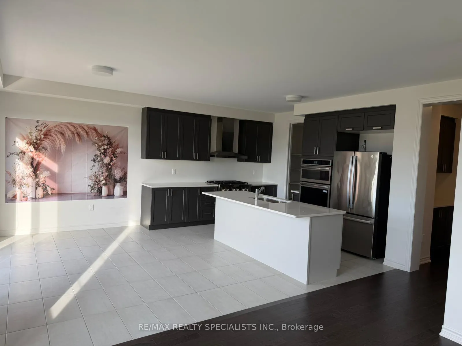 Photo 7 of 6 Bluebird Boulevard, Adjala-Tosorontio, Colgan — HOMEH