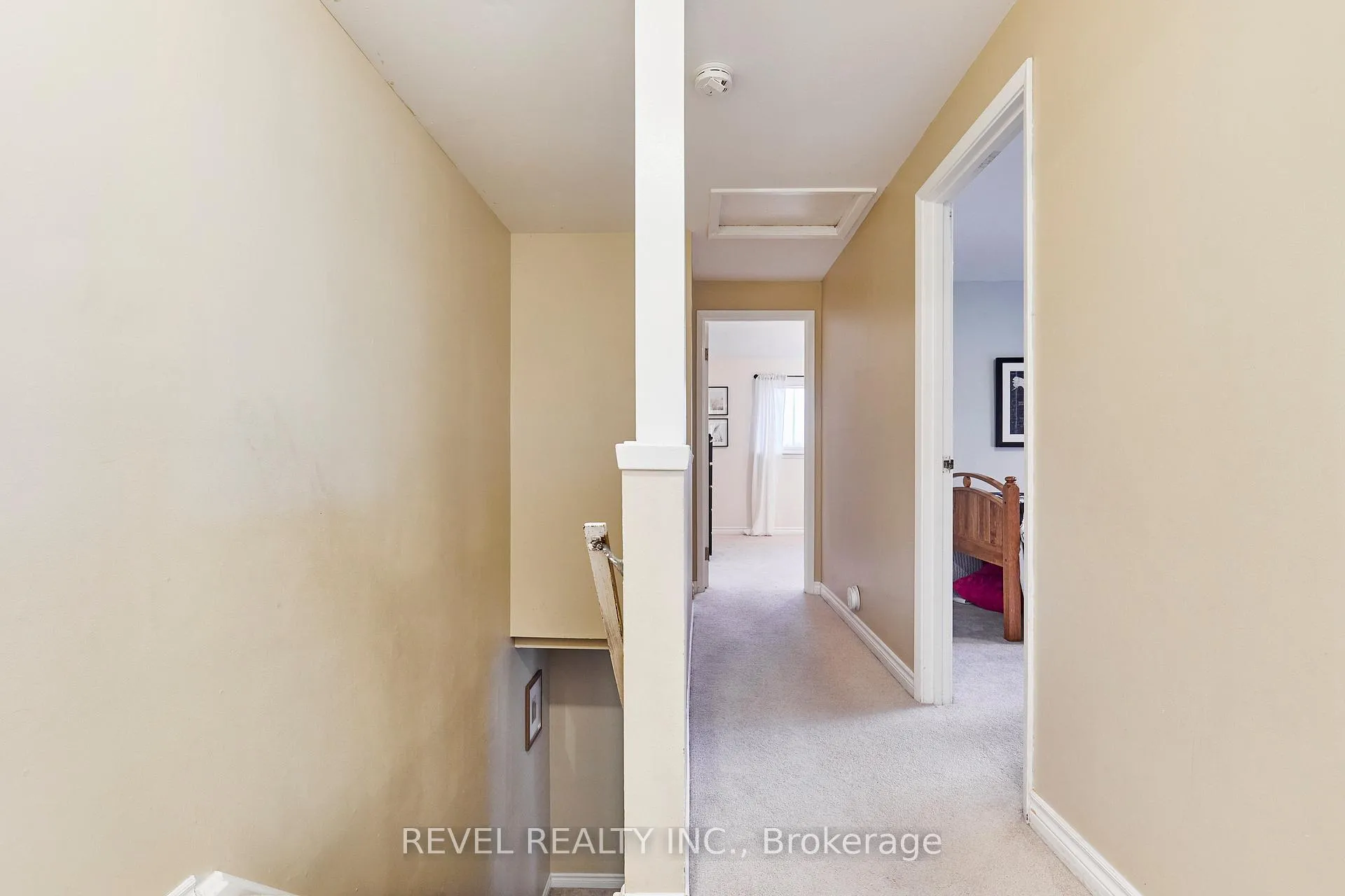 Photo 12 of 689 Gibb Street, Oshawa, Vanier — HOMEH