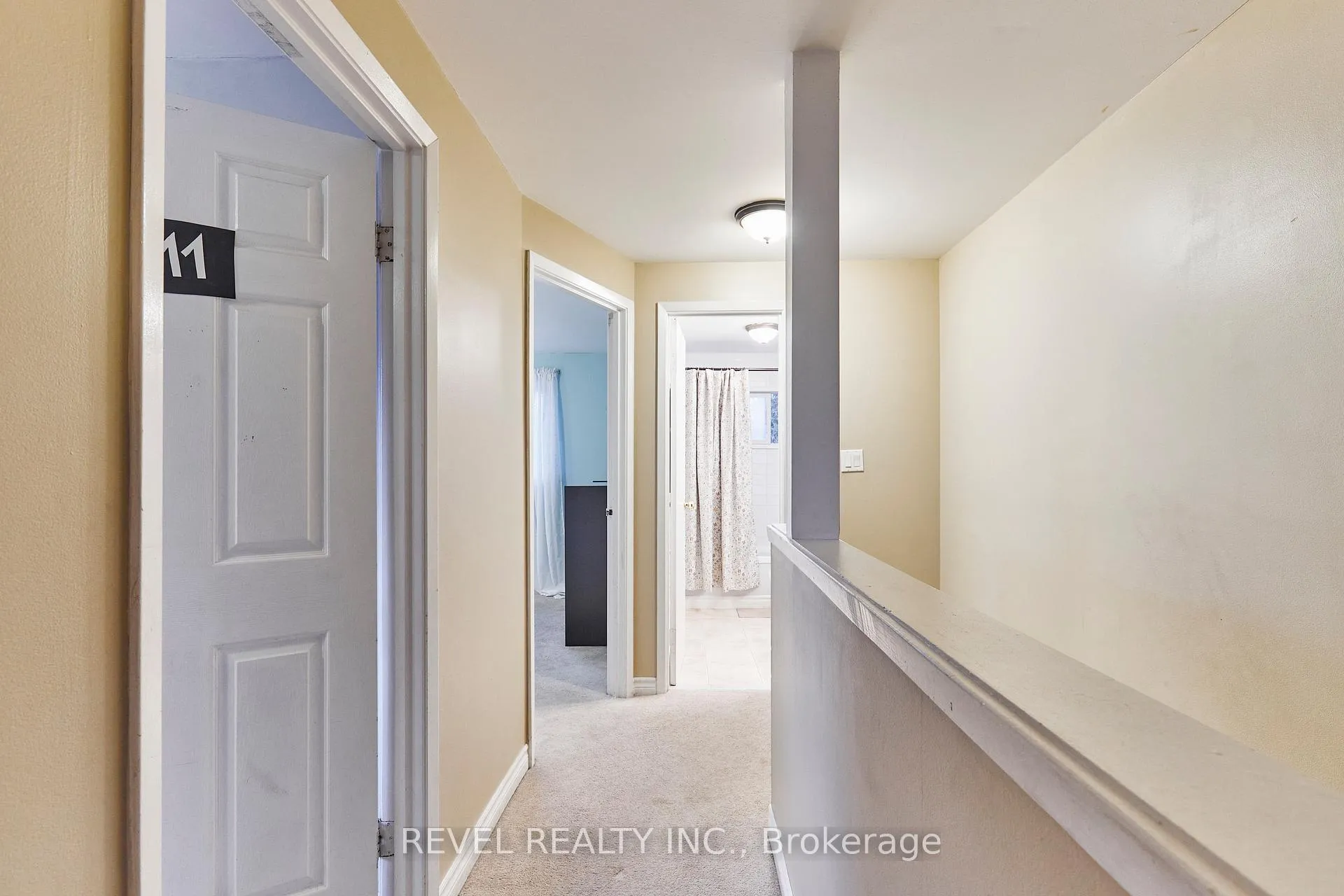 Photo 15 of 689 Gibb Street, Oshawa, Vanier — HOMEH
