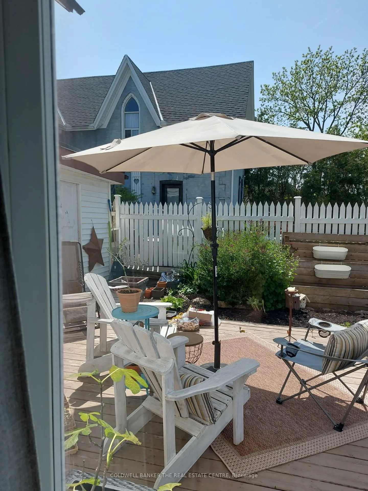 Photo 8 of Unit B, 61 Brock Street, Uxbridge — HOMEH