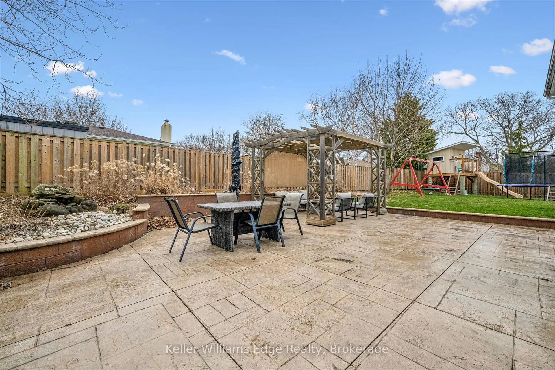 Photo 29 of 2414 Upton Court, Oakville, West — HOMEH