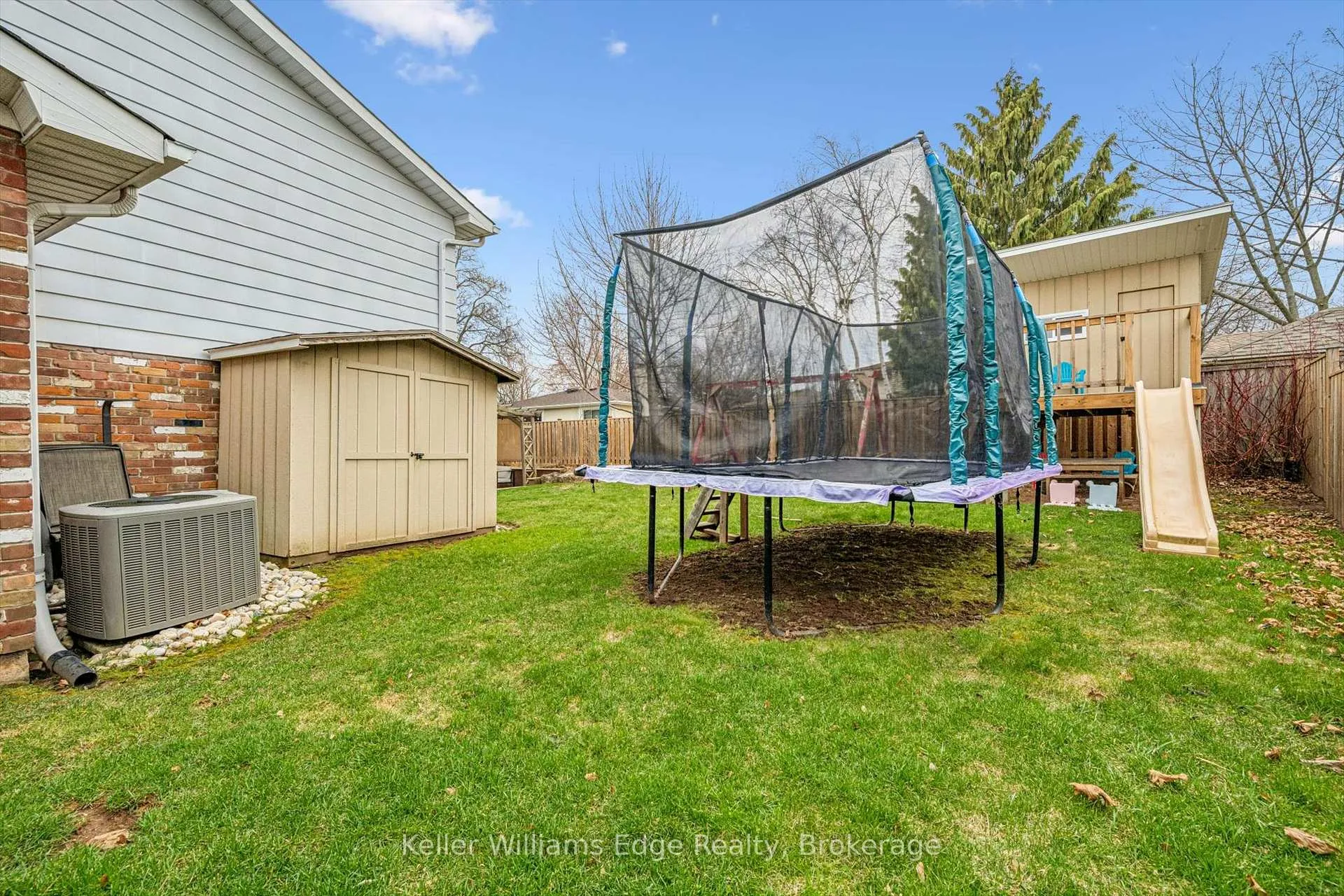 Photo 33 of 2414 Upton Court, Oakville, West — HOMEH