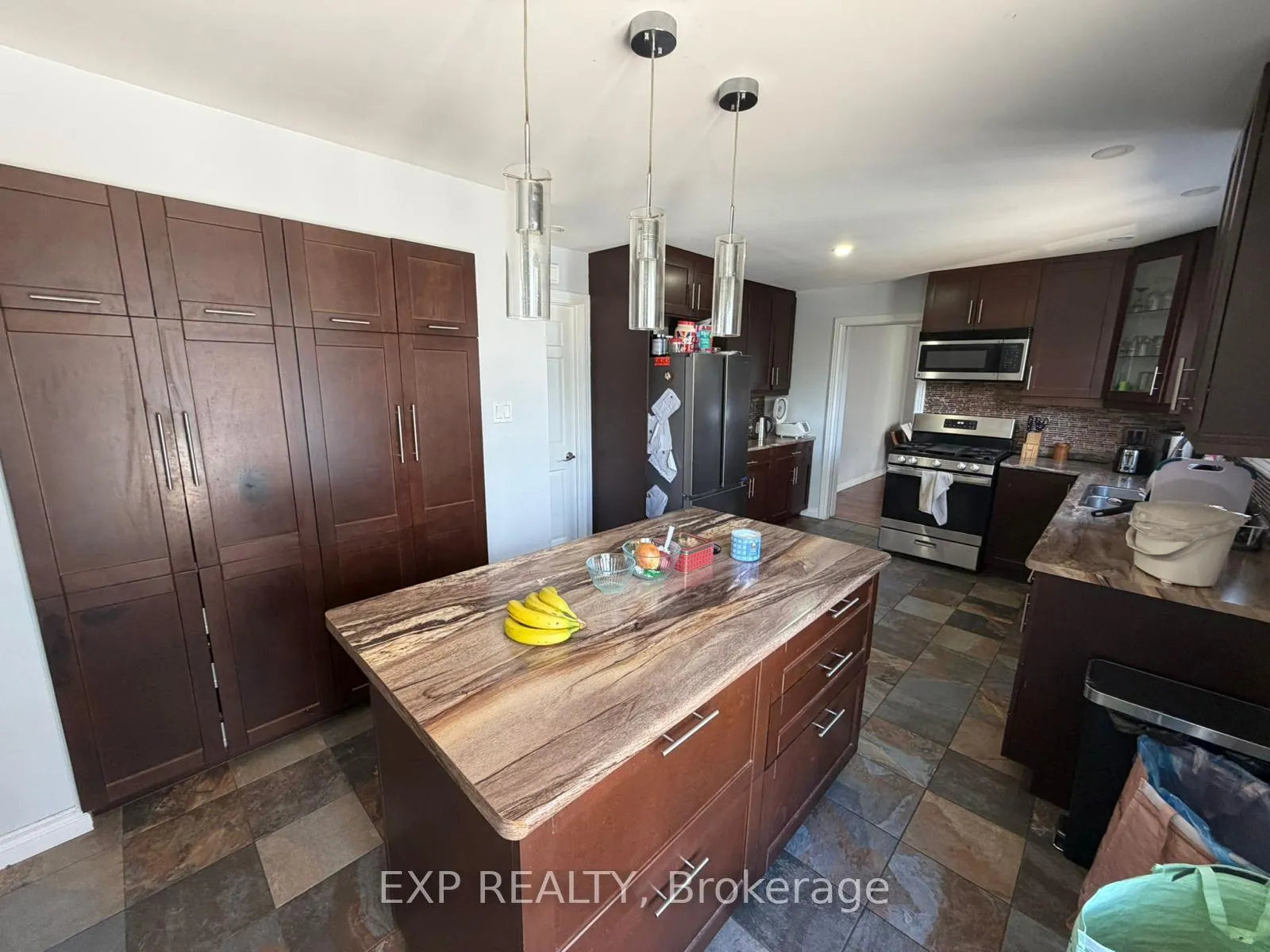 Photo 7 of 1061 Plante Drive, Ottawa, Hunt Club/Western Community — HOMEH