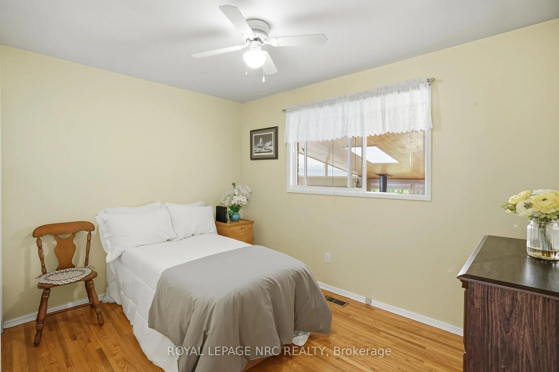 Photo 15 of 66 Duncan Drive, St. Catharines, Vine/Linwell — HOMEH
