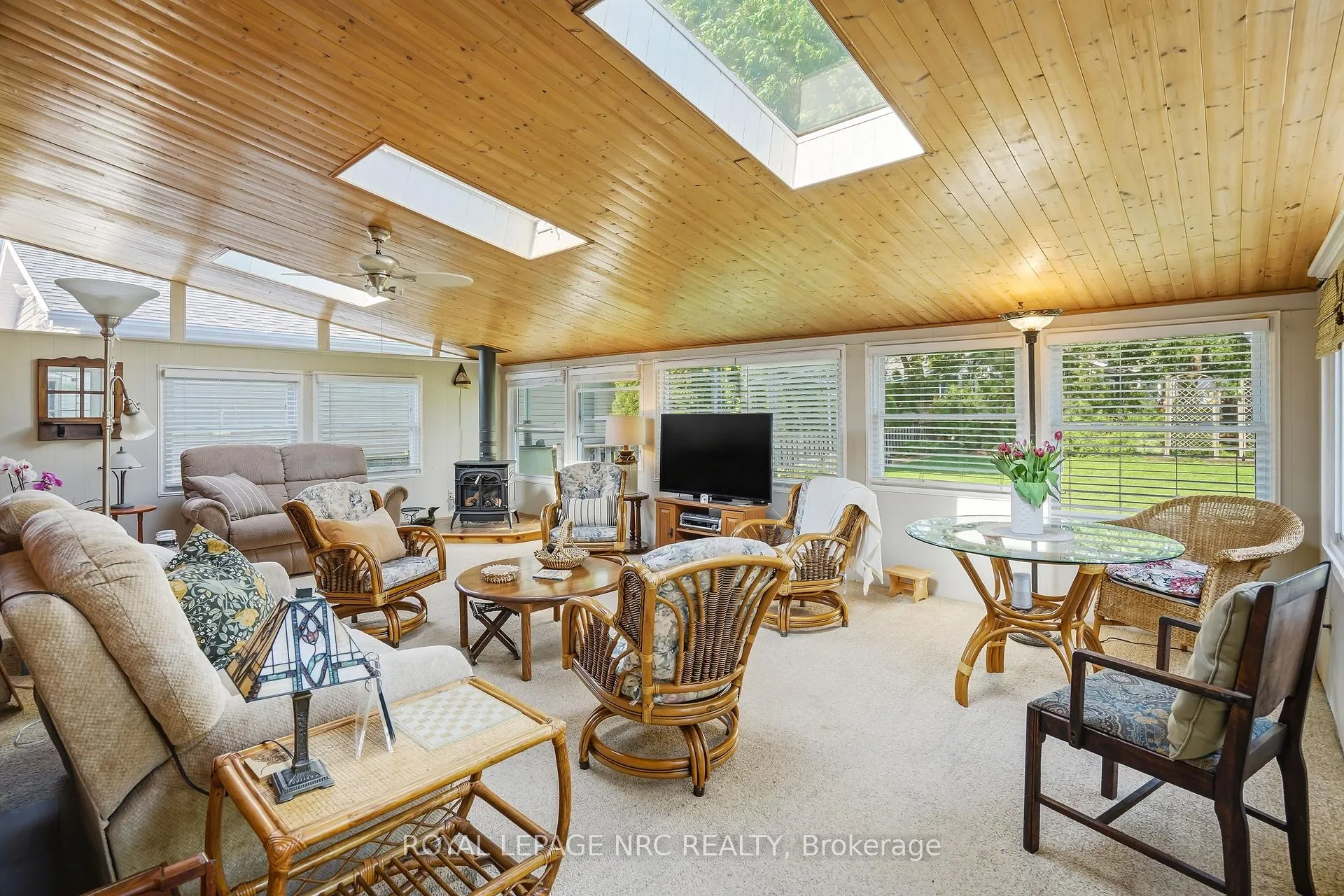 Photo 16 of 66 Duncan Drive, St. Catharines, Vine/Linwell — HOMEH