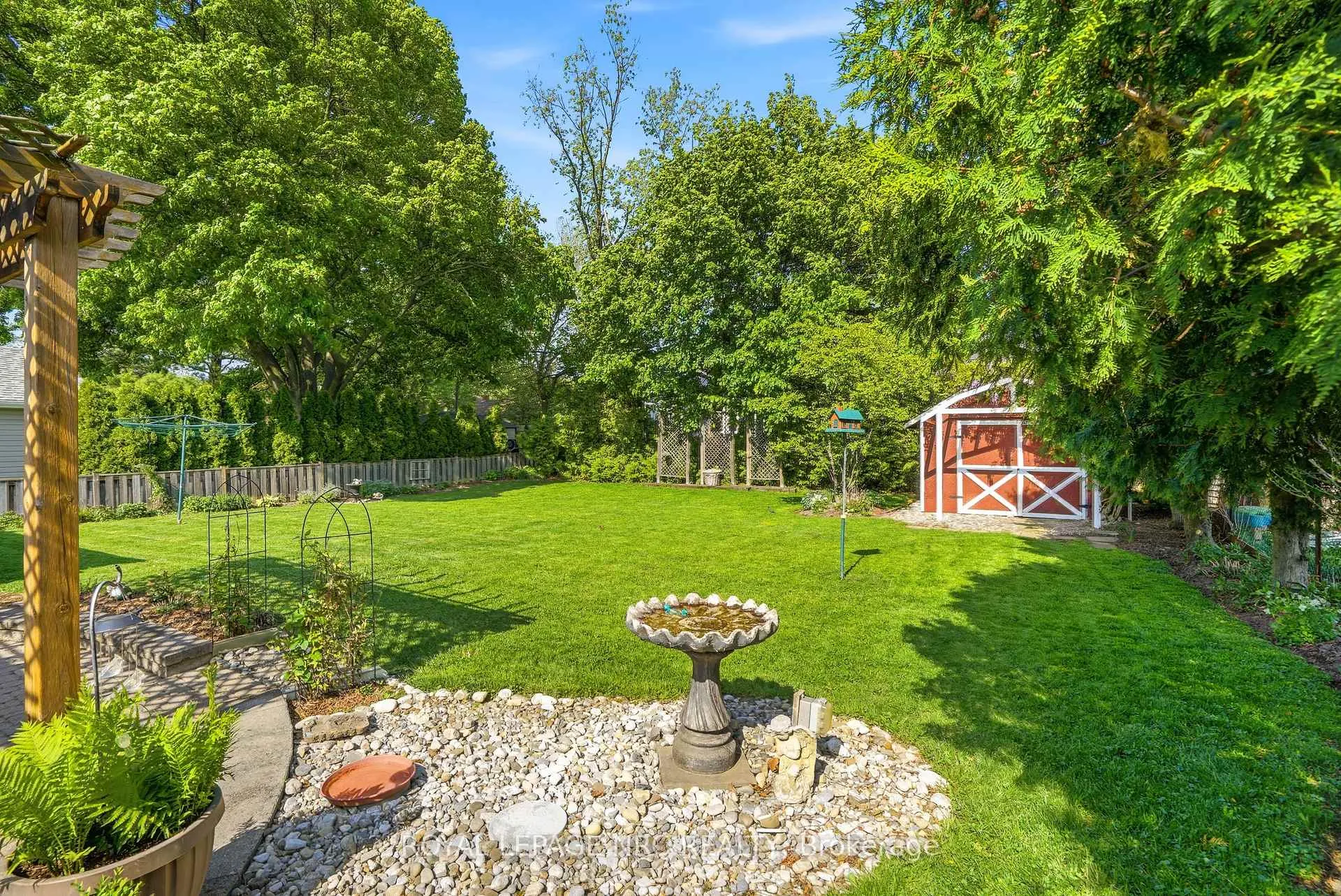 Photo 27 of 66 Duncan Drive, St. Catharines, Vine/Linwell — HOMEH
