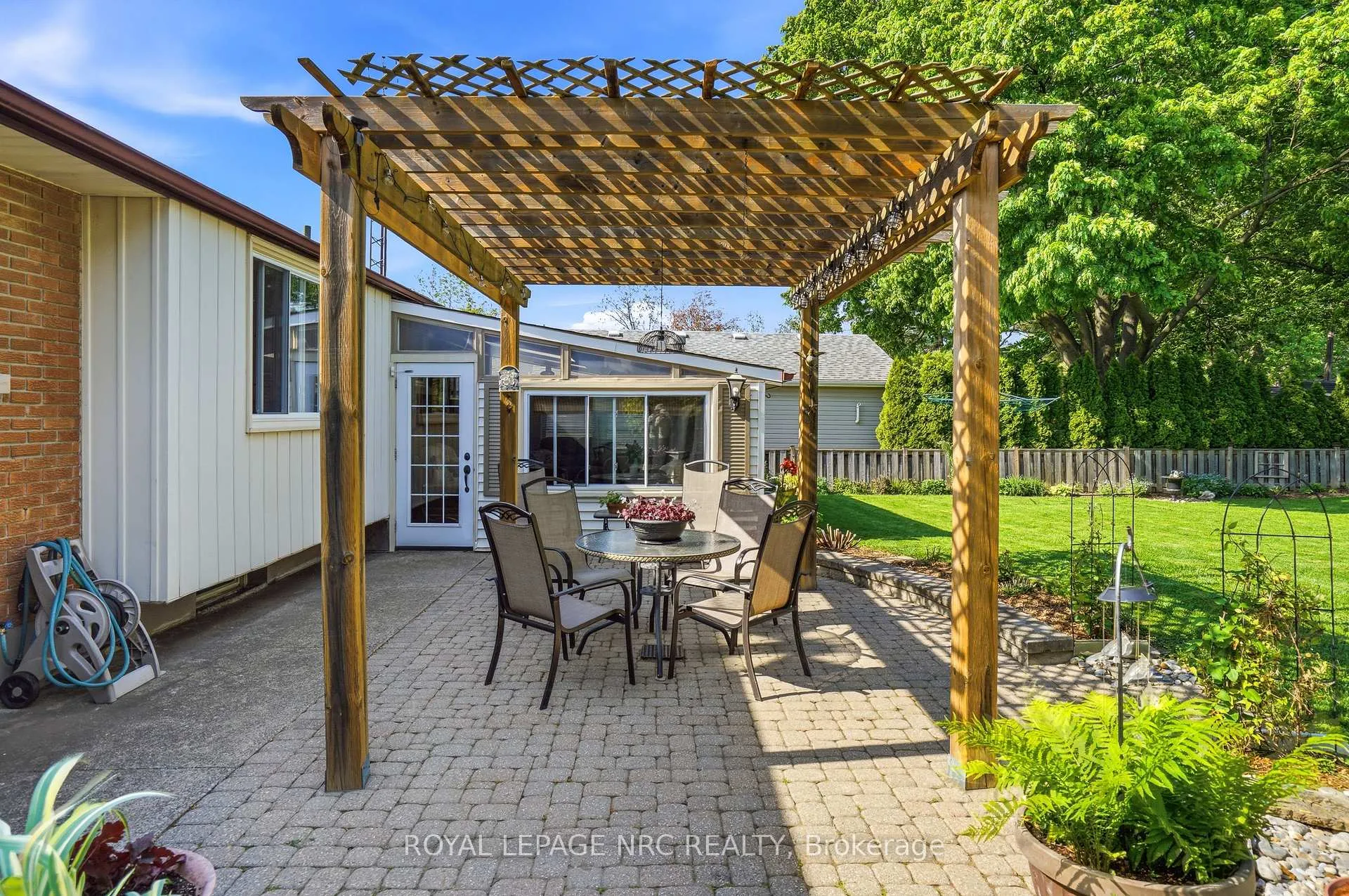 Photo 34 of 66 Duncan Drive, St. Catharines, Vine/Linwell — HOMEH