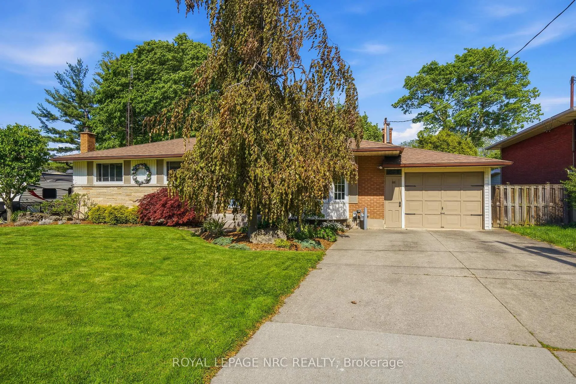 Photo 35 of 66 Duncan Drive, St. Catharines, Vine/Linwell — HOMEH