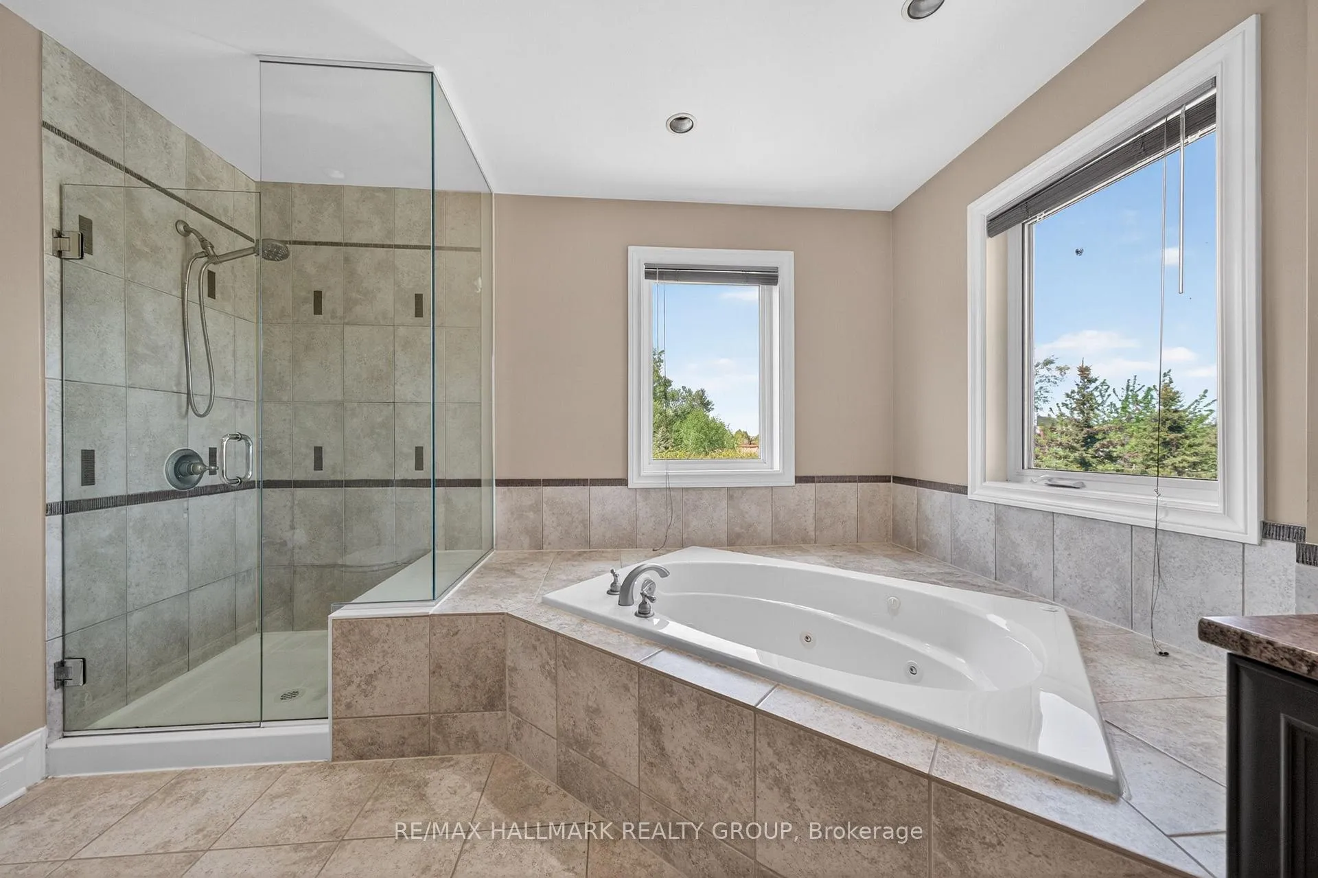Photo 25 of 2030 Cherington Crescent, Ottawa, Avalon East — HOMEH